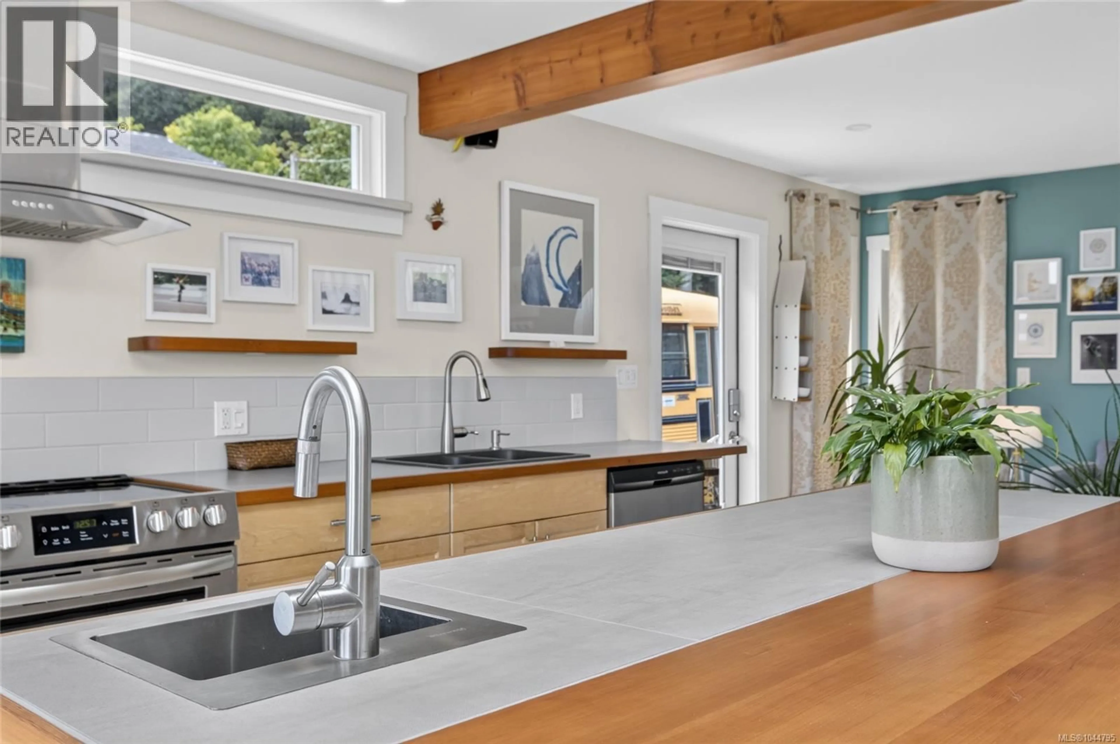 Open concept kitchen, unknown for 5674 MARKET STREET, Union Bay British Columbia V0R3B0