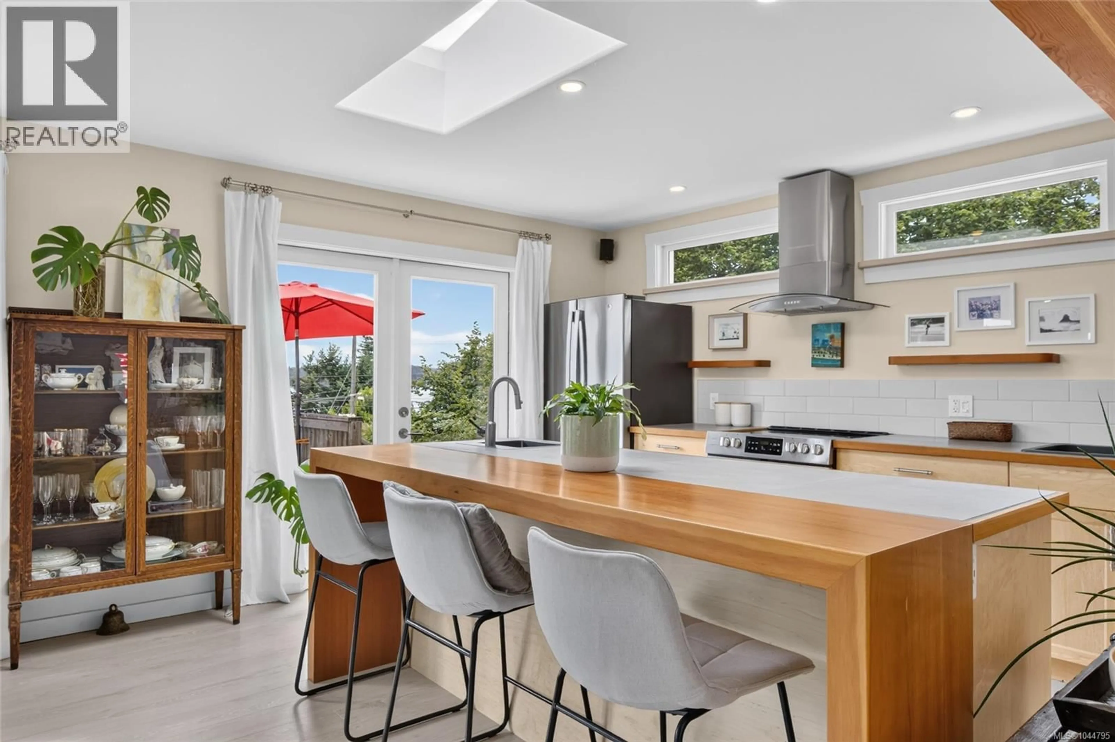Open concept kitchen, unknown for 5674 MARKET STREET, Union Bay British Columbia V0R3B0