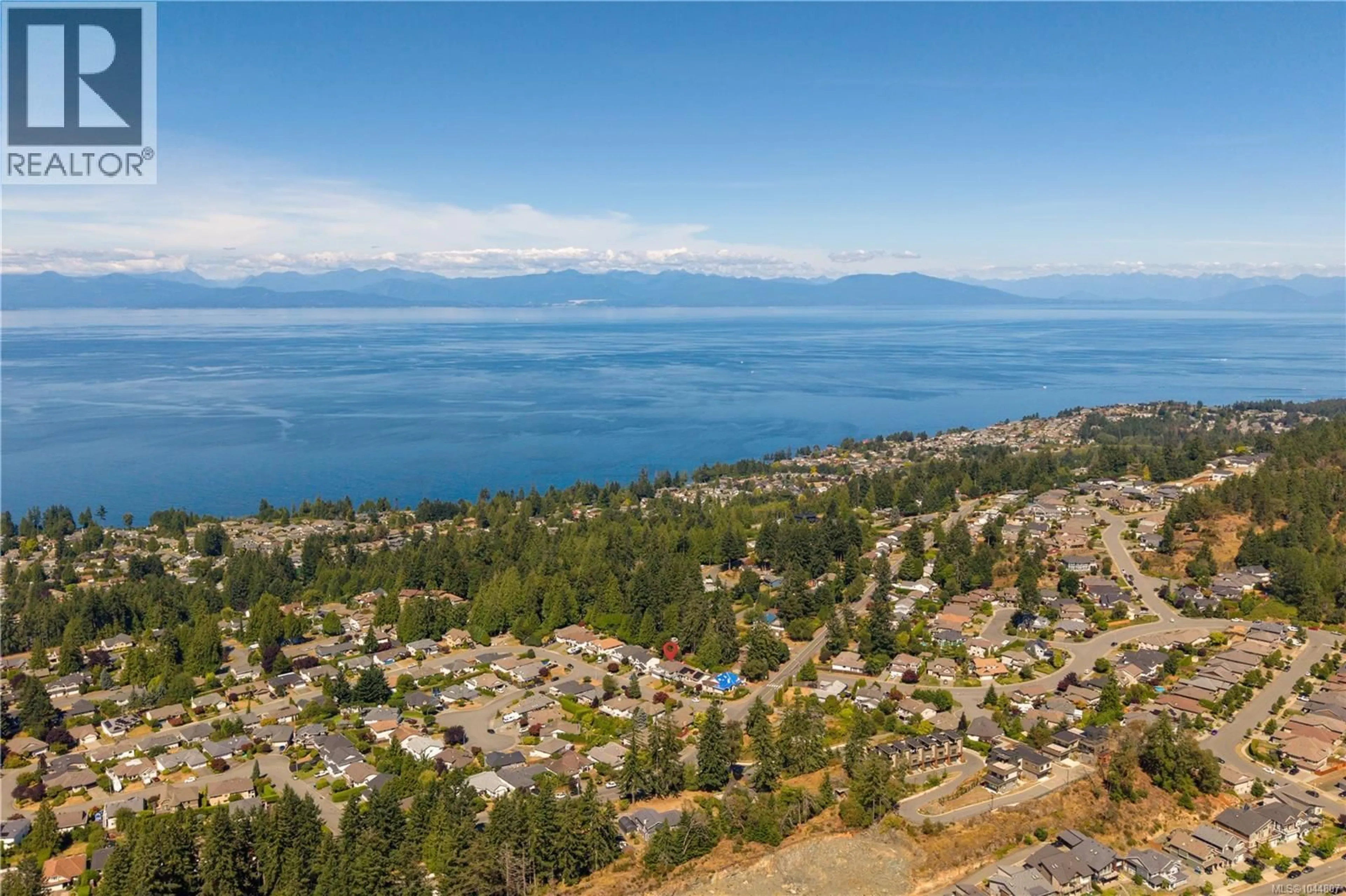 A pic from outside/outdoor area/front of a property/back of a property/a pic from drone, water/lake/river/ocean view for 5771 MALIBU TERRACE, Nanaimo British Columbia V9T6A5