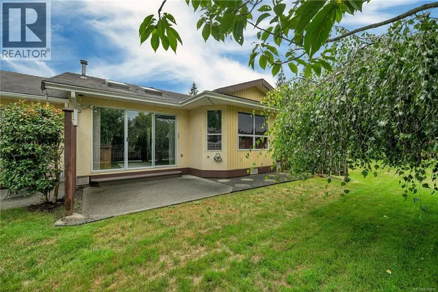 9 - 605 ROCKLAND ROAD, Campbell River 2