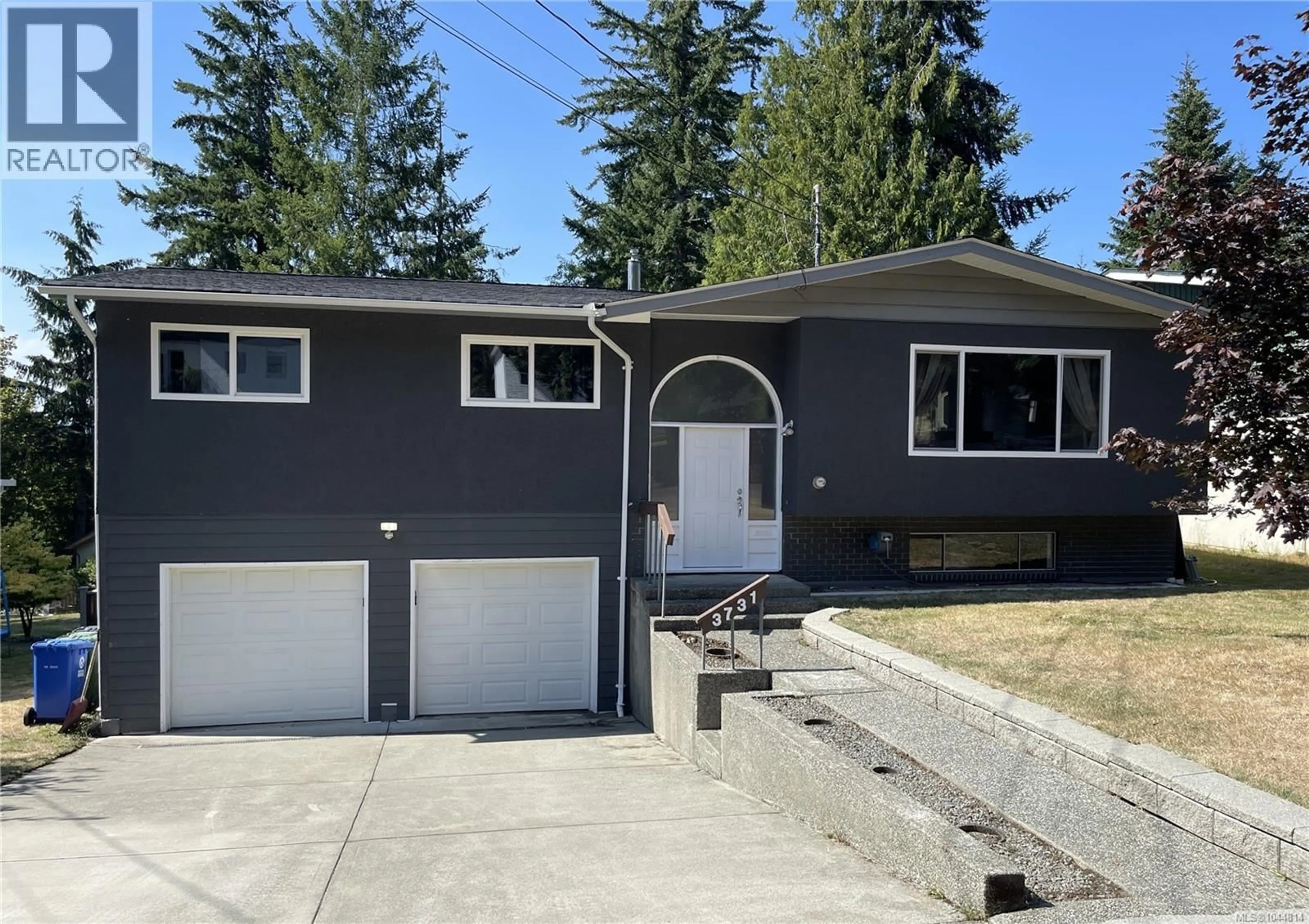 Home with vinyl exterior material, street for 3731 FOWLIE CRESCENT, Port Alberni British Columbia V9Y1C6