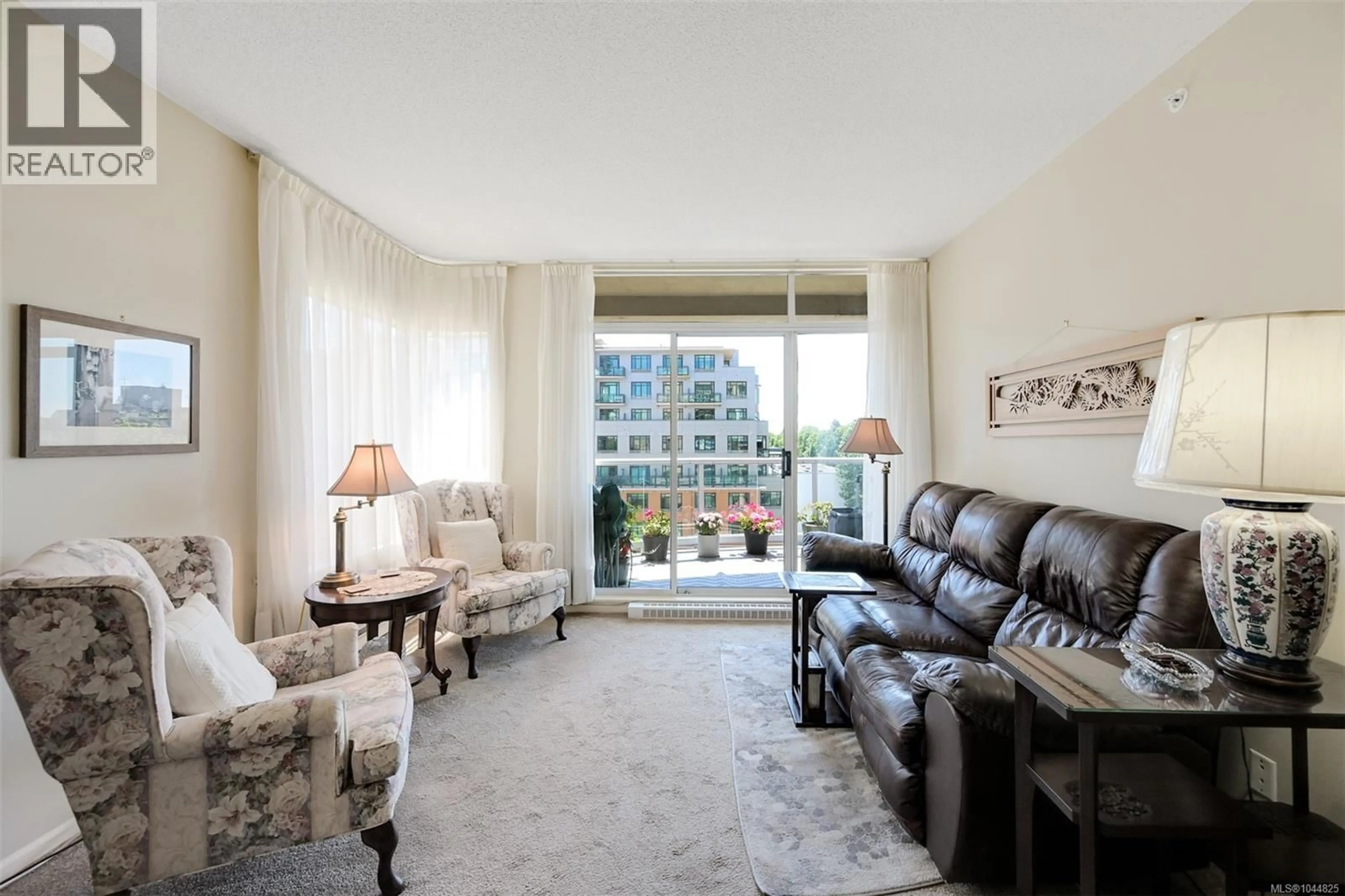 Living room with furniture, unknown for 708 - 1010 VIEW STREET, Victoria British Columbia V8V4Y3