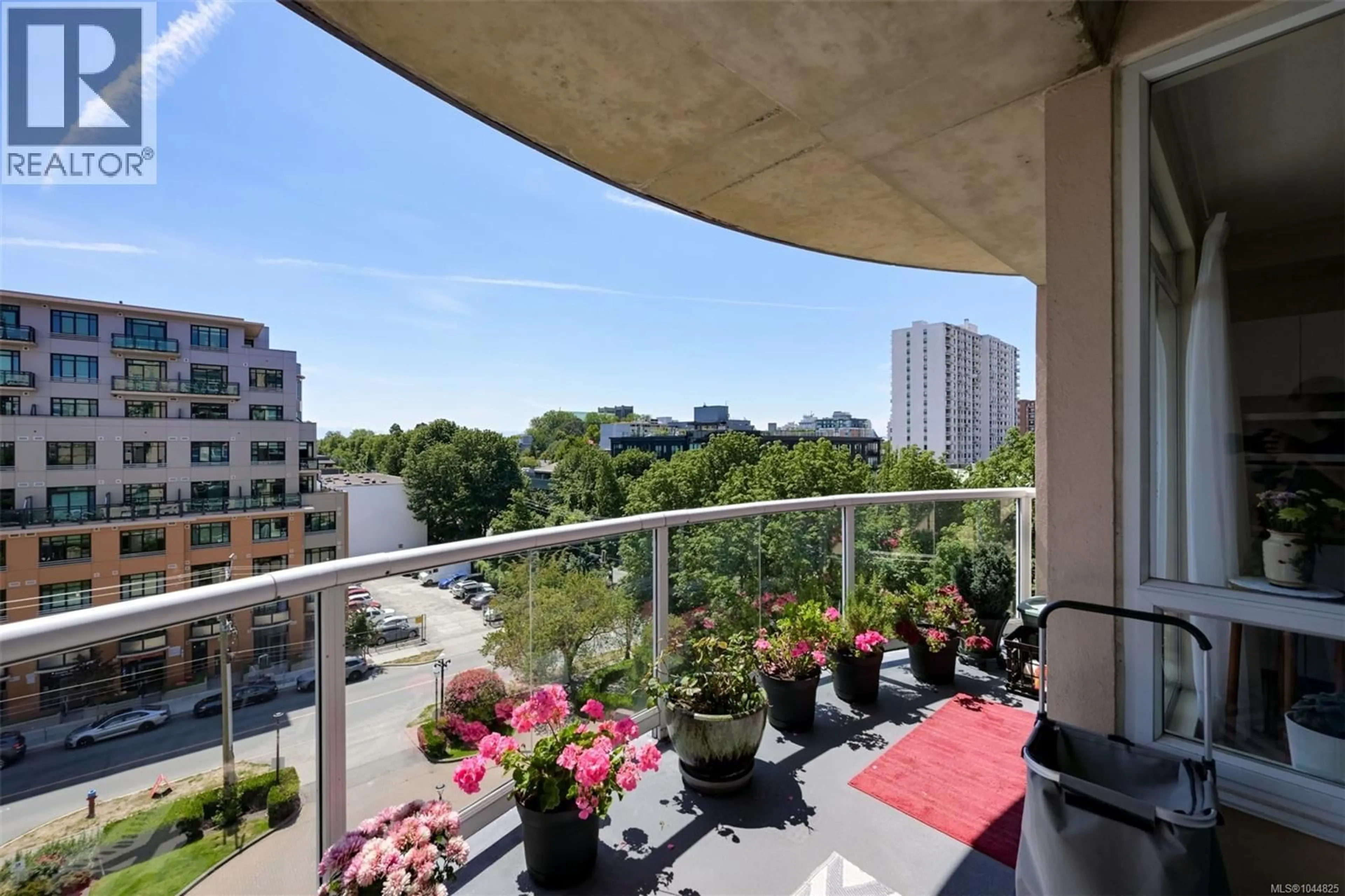 Balcony in the apartment, city buildings view from balcony for 708 - 1010 VIEW STREET, Victoria British Columbia V8V4Y3