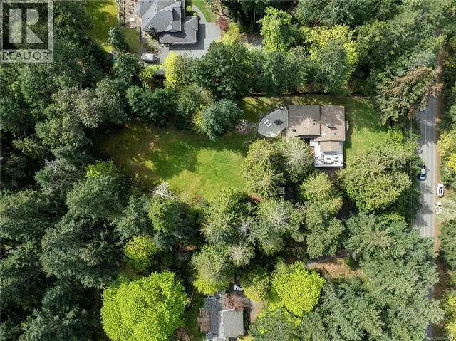 7817 SUPERIOR ROAD, Lantzville 3