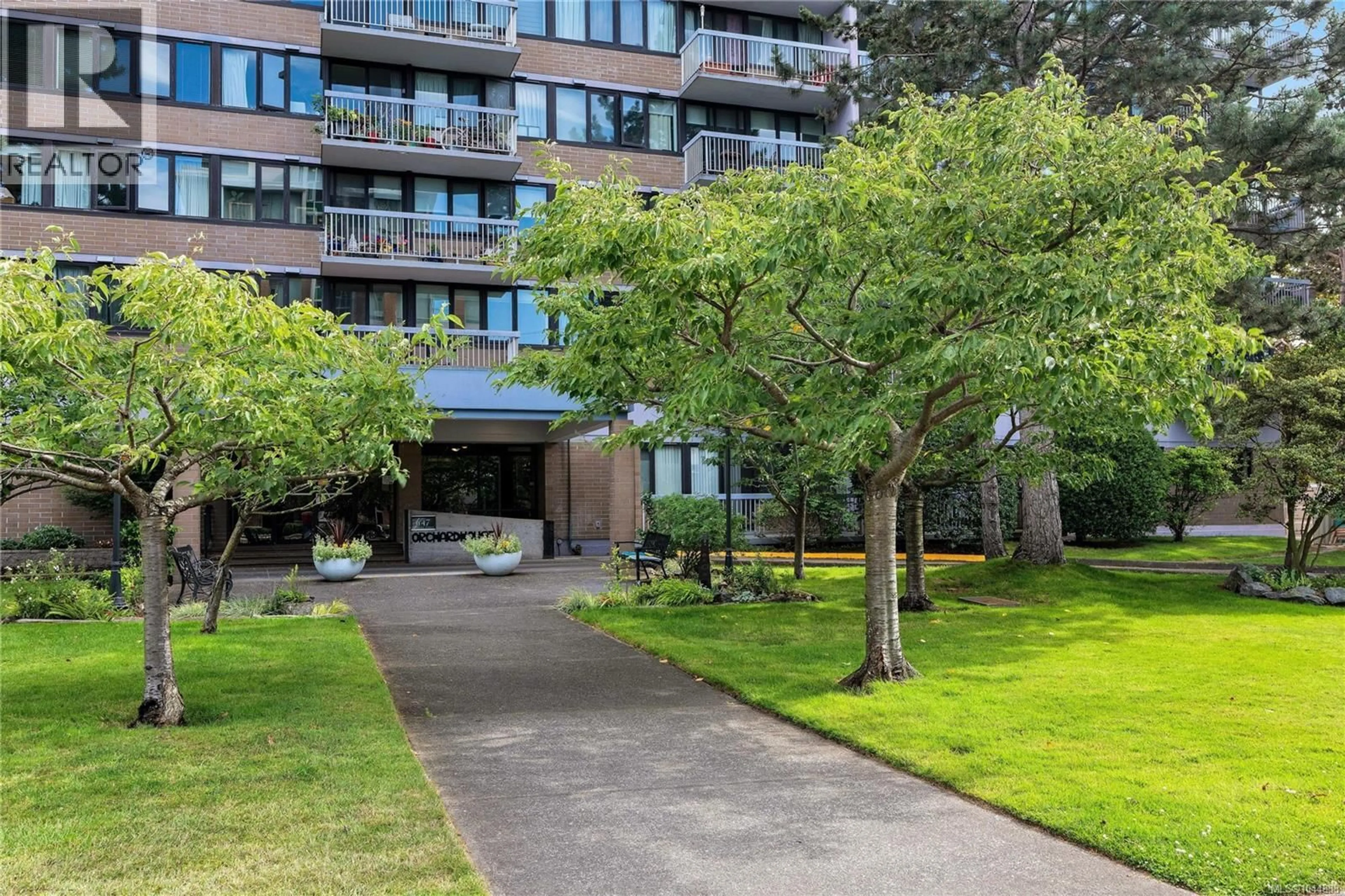 Patio, unknown for 2104 - 647 MICHIGAN STREET, Victoria British Columbia V8V1S9