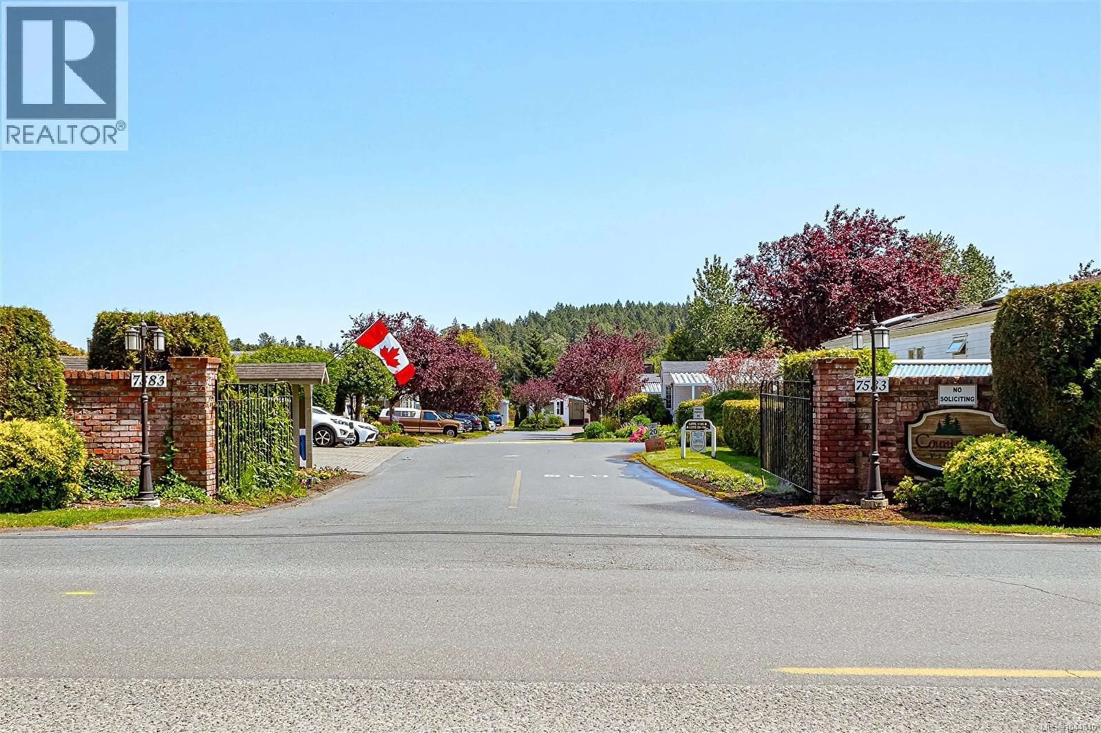 A pic from outside/outdoor area/front of a property/back of a property/a pic from drone, street for 23 - 7583 CENTRAL SAANICH ROAD, Central Saanich British Columbia V8M2B6