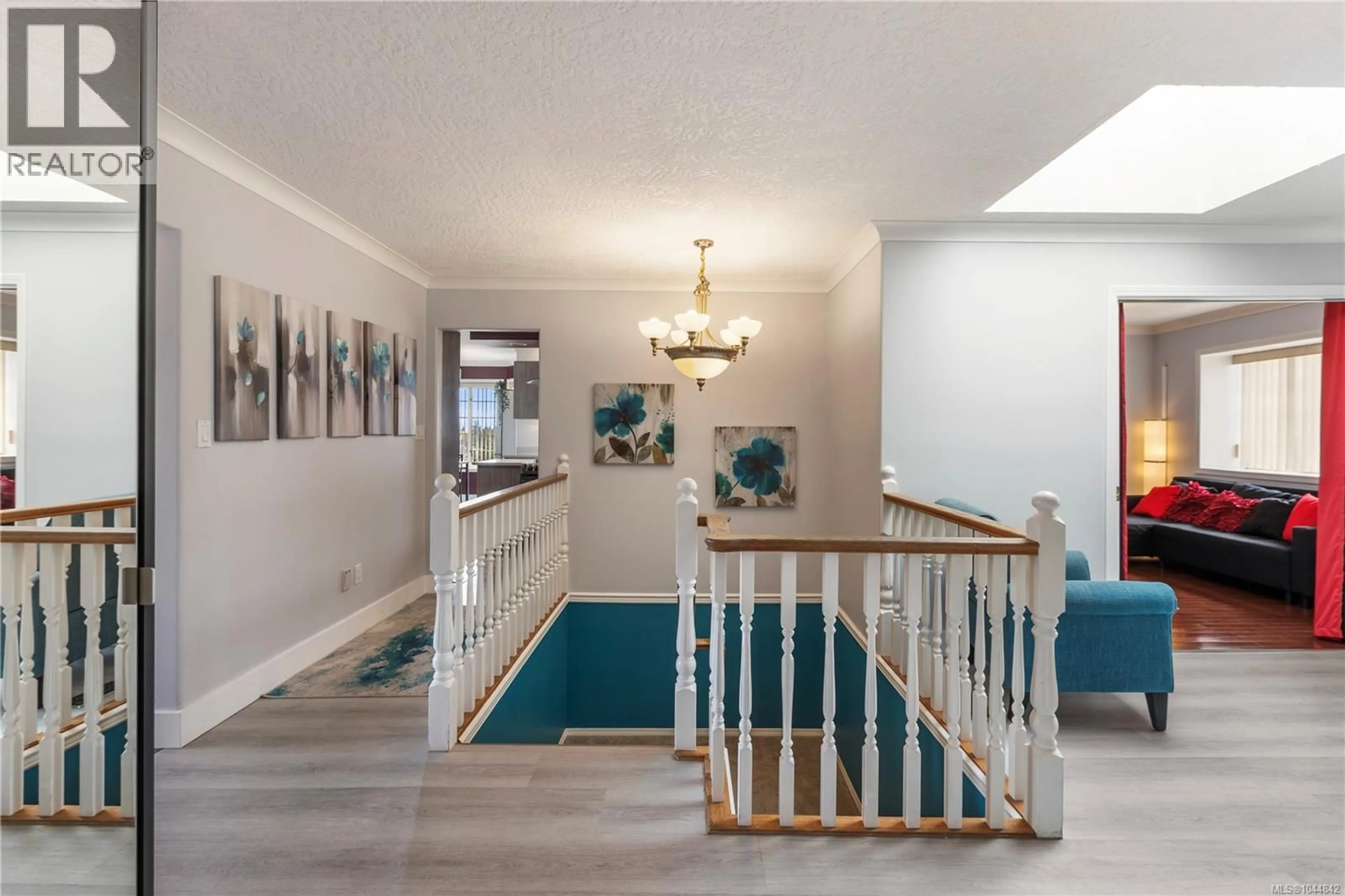 Indoor entryway for 380 CRYSTALVIEW TERRACE, Langford British Columbia V9B5S5