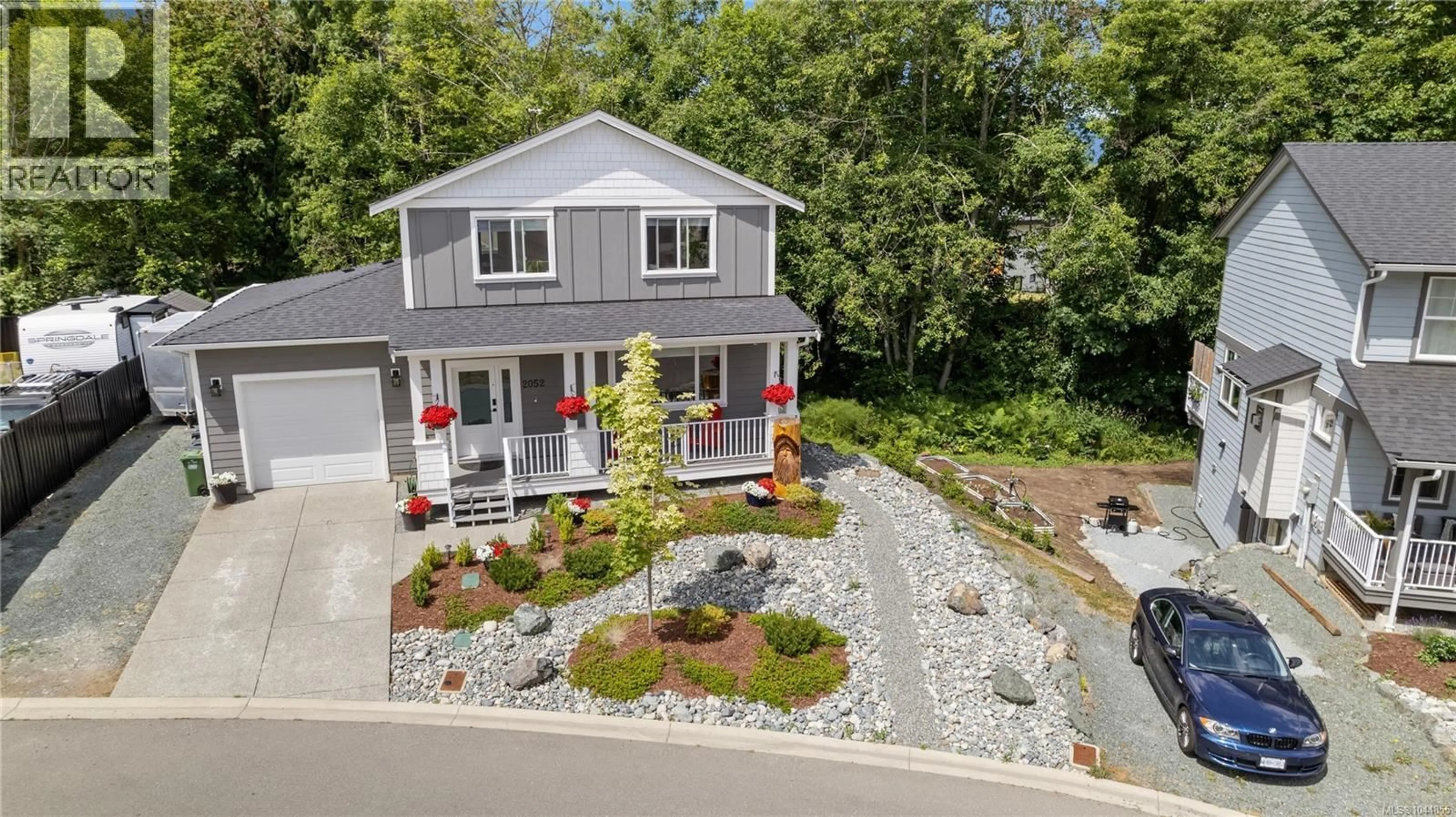 A pic from outside/outdoor area/front of a property/back of a property/a pic from drone, street for 2052 ERNEST LANE, Duncan British Columbia V9L5R4