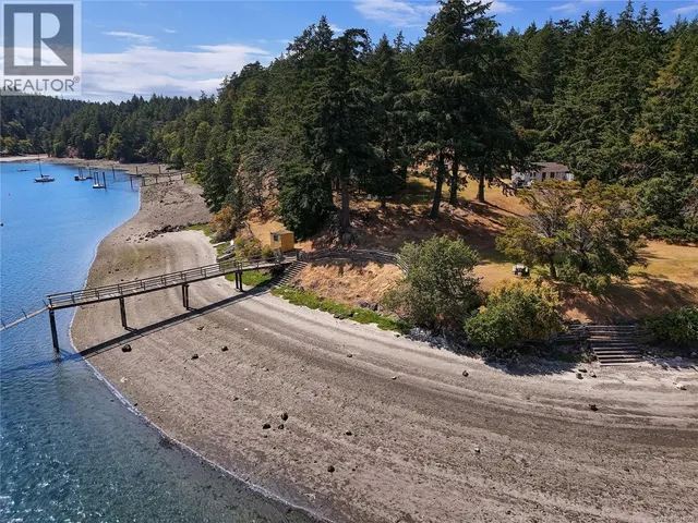 774&776 STEWARD DRIVE, Mayne Island 5