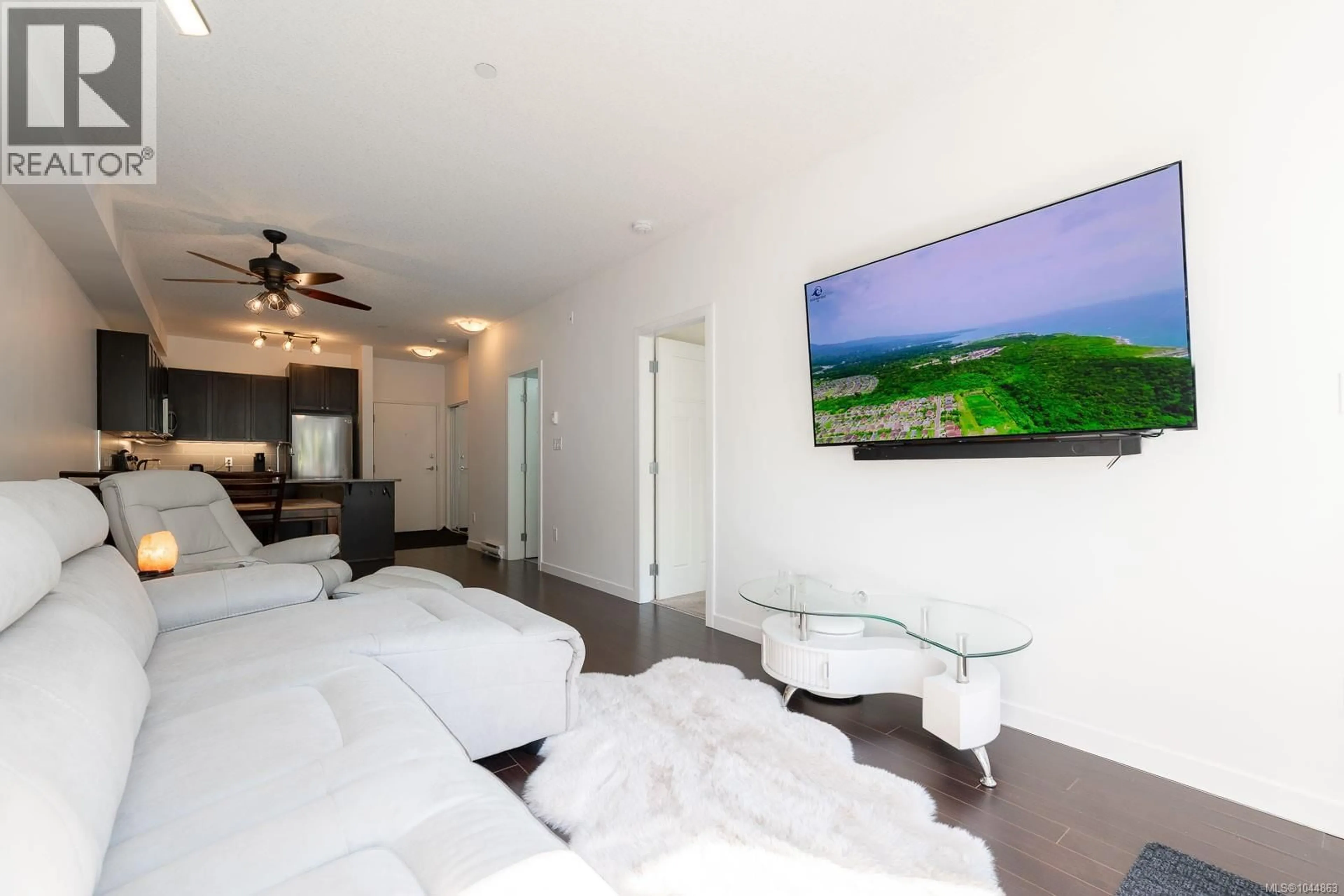Home theater for 207 - 99 CHAPEL STREET, Nanaimo British Columbia V9R5H3