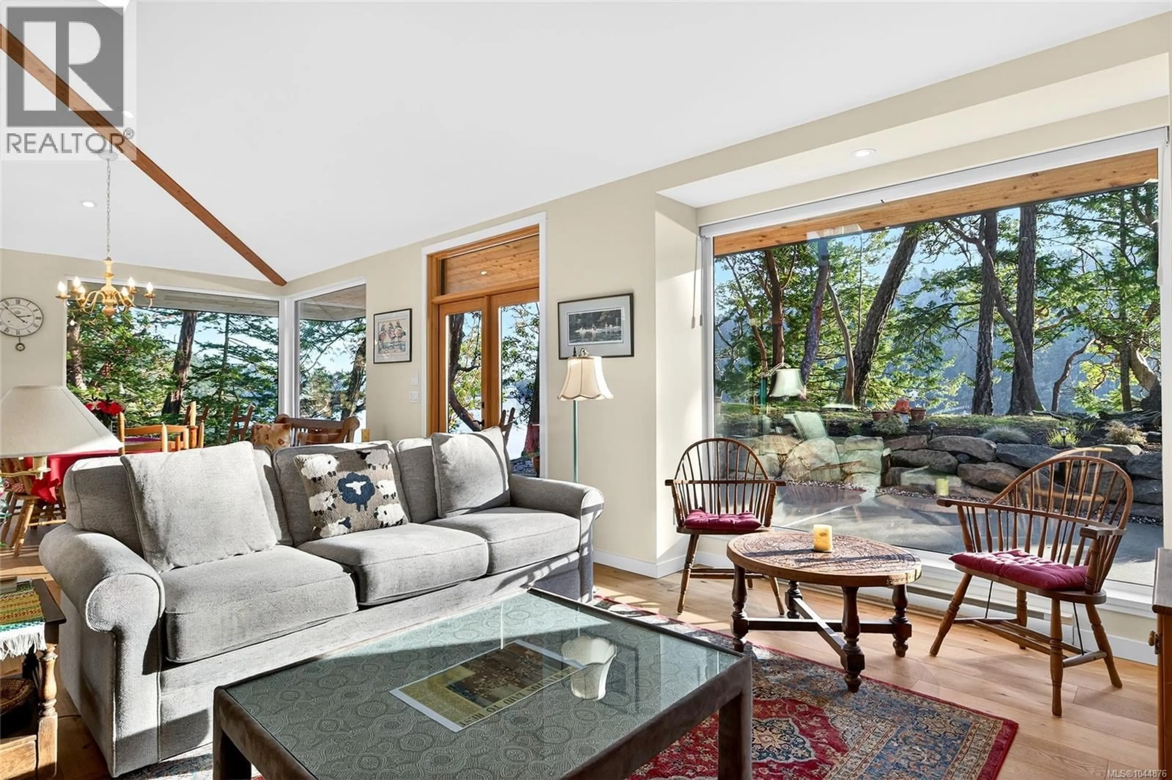 Living room with furniture, unknown for 177 MARACAIBO LANE, Salt Spring British Columbia V8K1S6