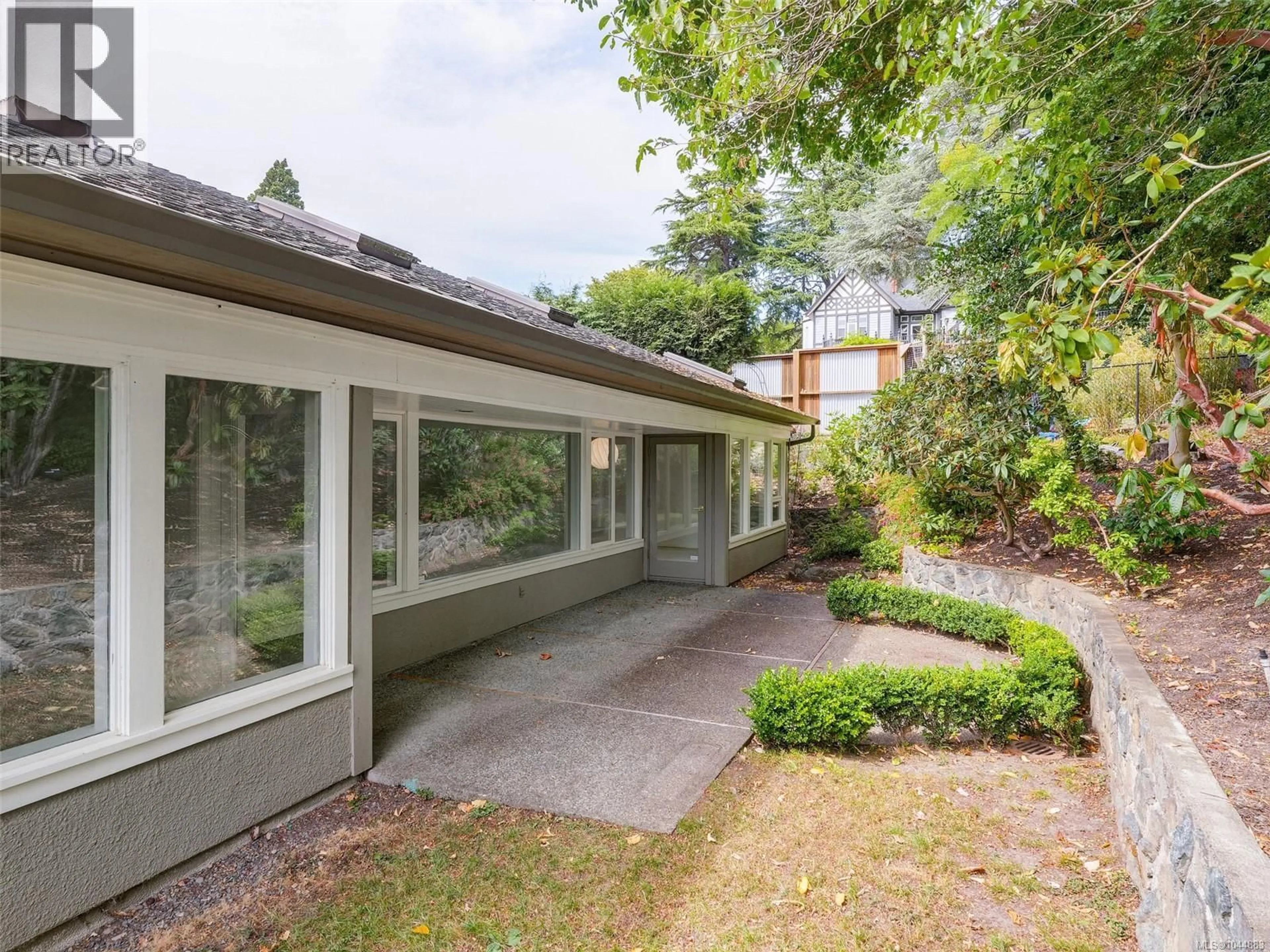 Patio, unknown for 6 - 735 MOSS STREET, Victoria British Columbia V8V4N9