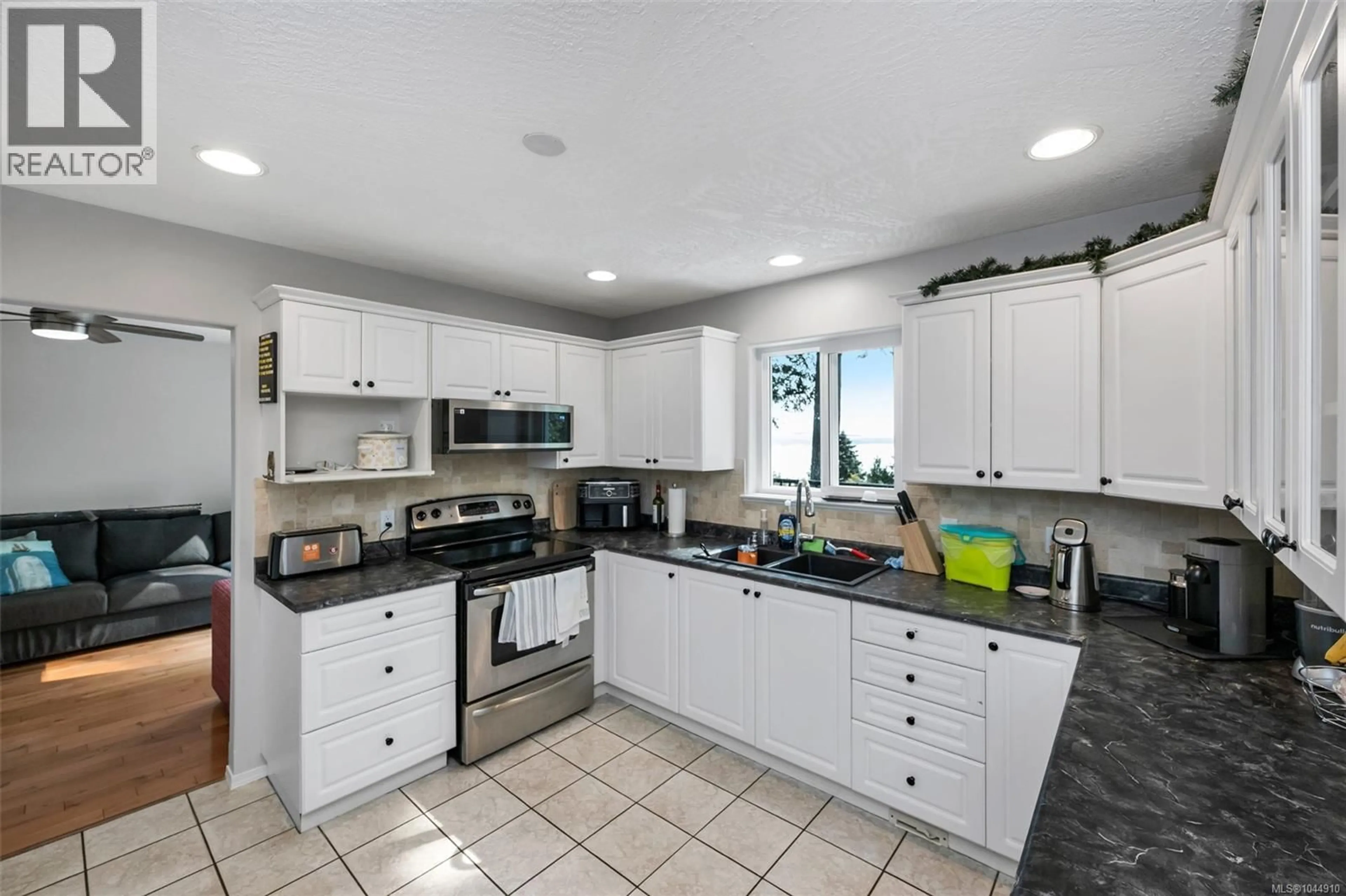 Unknown for 2437 BENKO ROAD, Mill Bay British Columbia V0R2P4