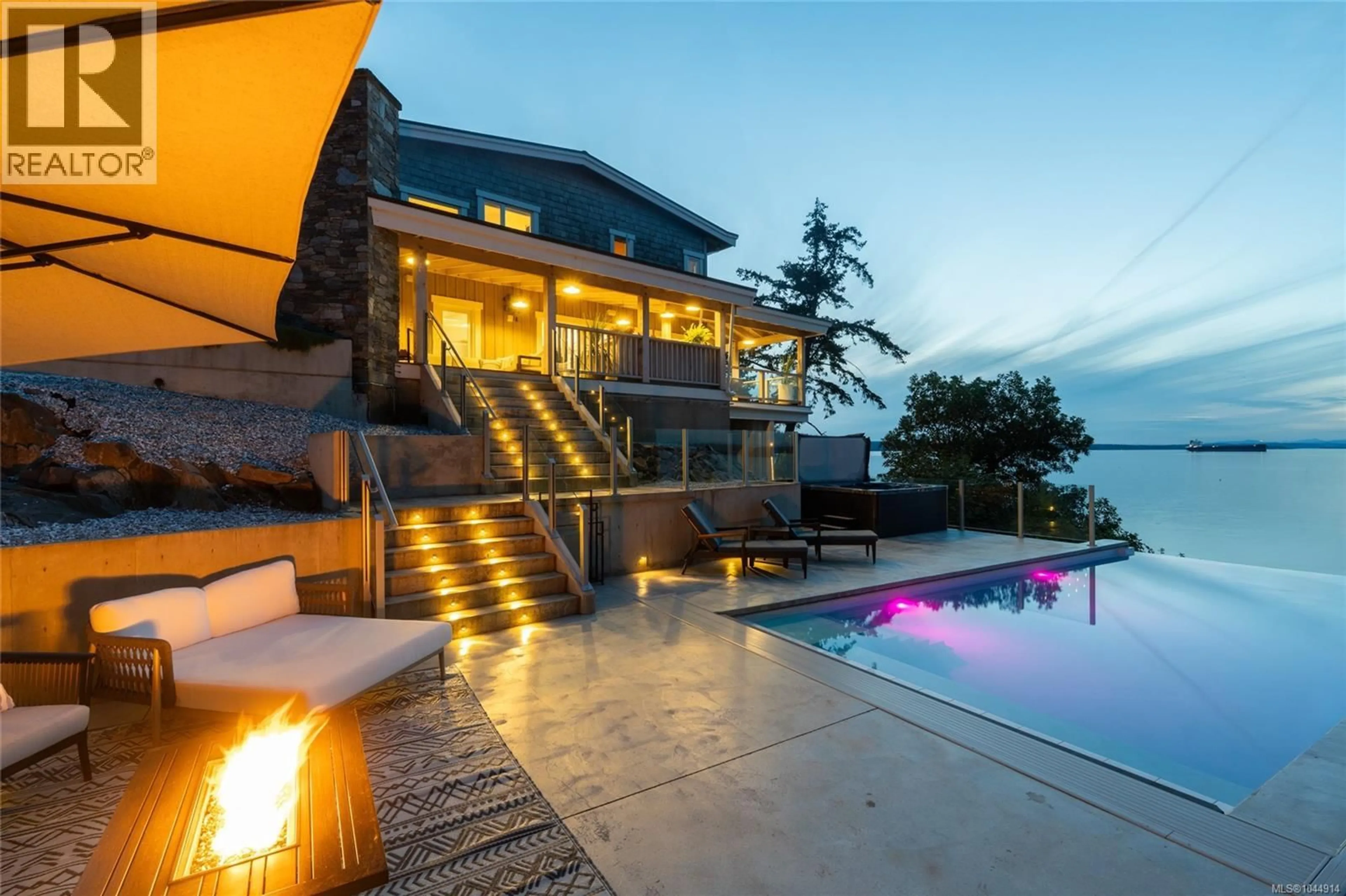 Pool for 3089 COOK STREET, Chemainus British Columbia V0R1K2