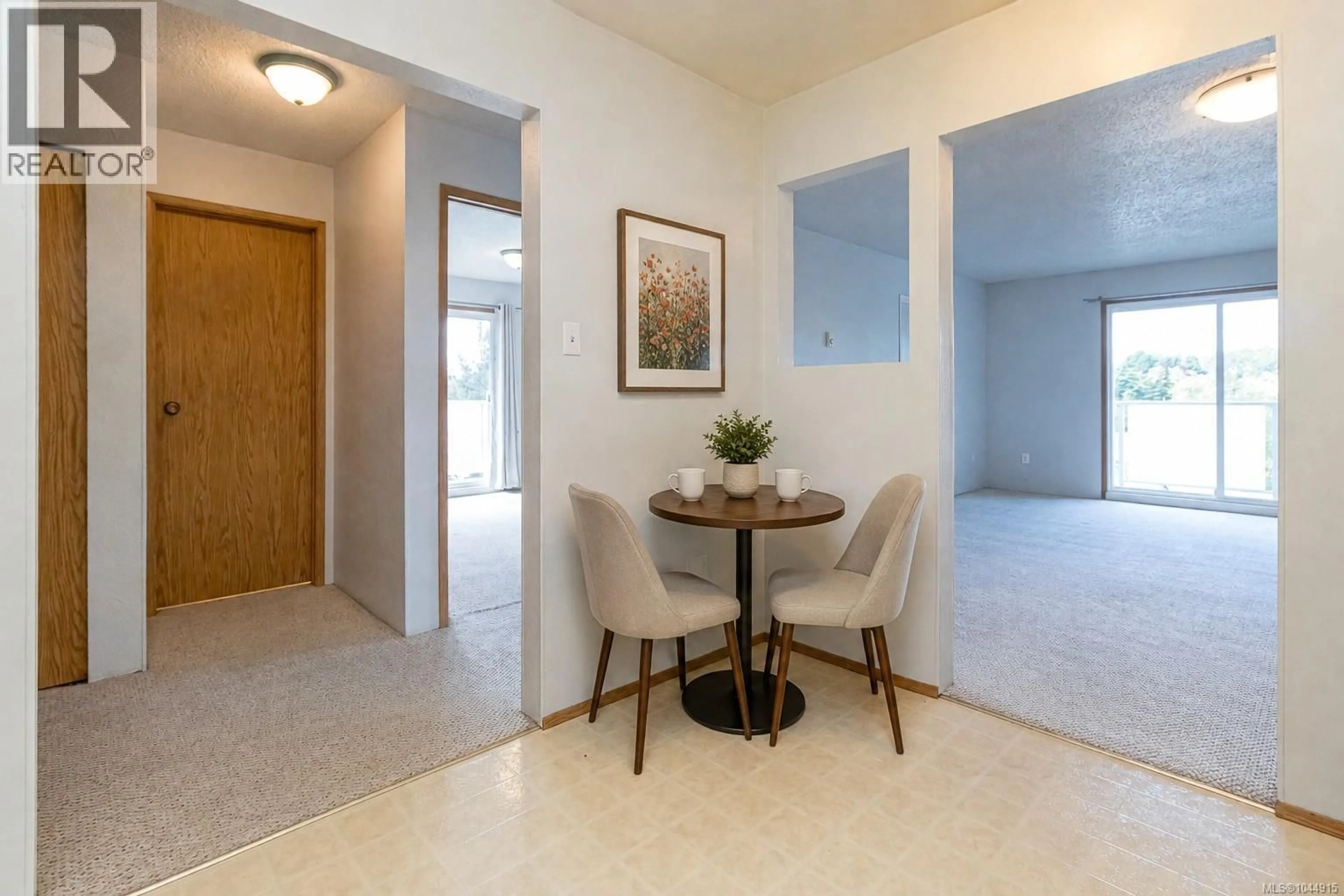 Unknown for 203 - 3240 GLASGOW AVENUE, Saanich British Columbia V8X1M2