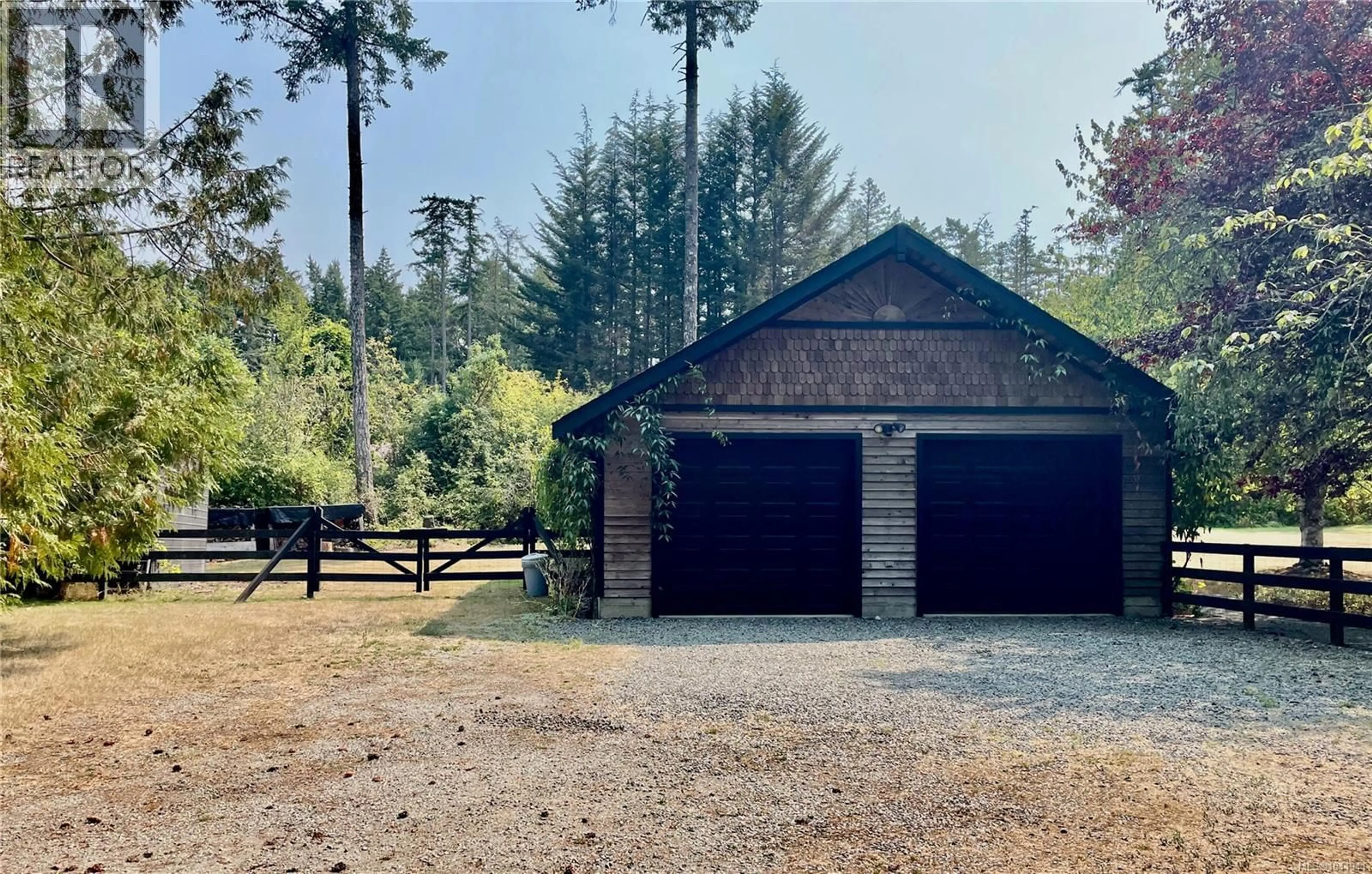 A pic from outside/outdoor area/front of a property/back of a property/a pic from drone, forest/trees view for 649 WOODCREEK DRIVE, North Saanich British Columbia V8L5K5