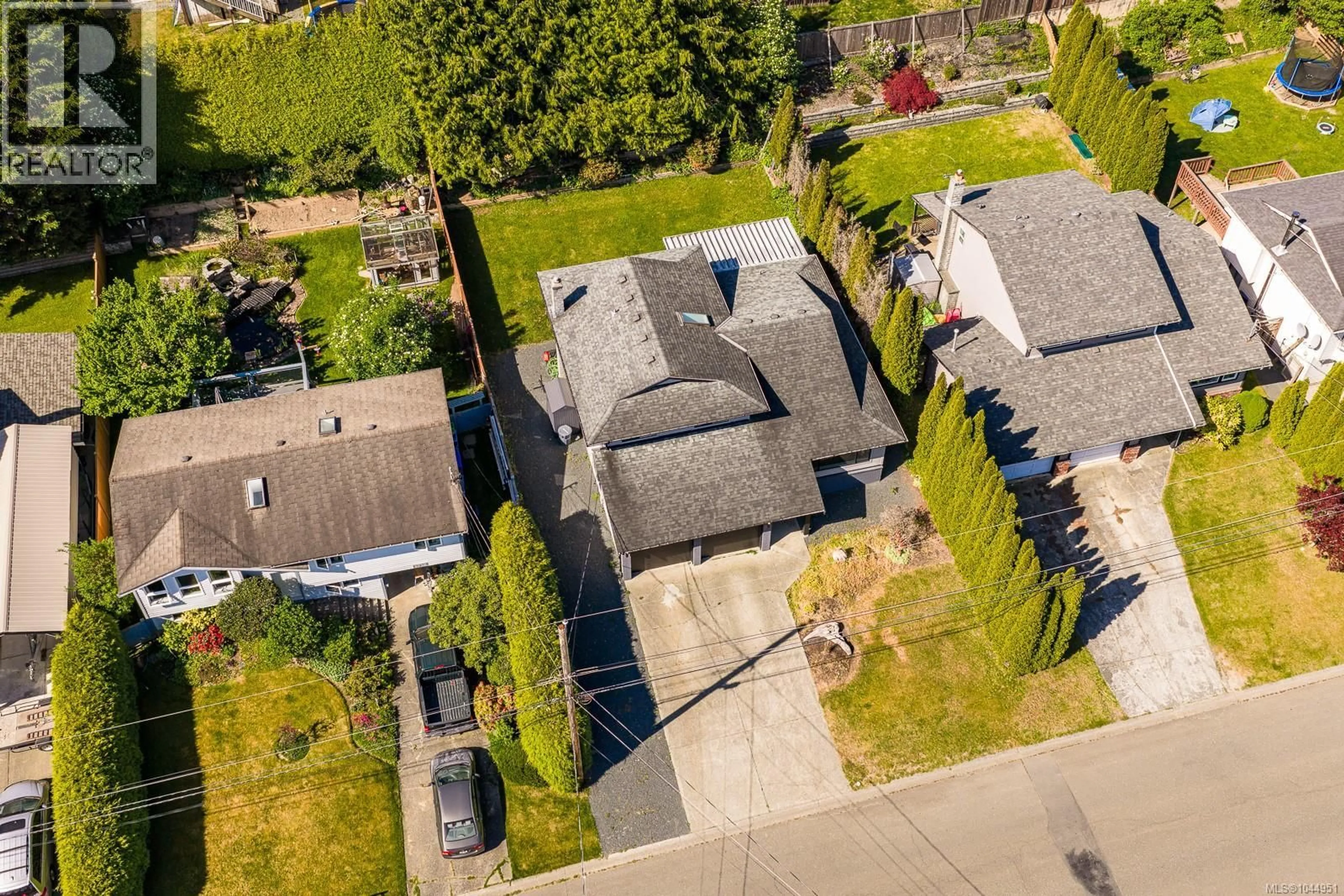 A pic from outside/outdoor area/front of a property/back of a property/a pic from drone, street for 1732 PENFIELD ROAD, Campbell River British Columbia V9W7R4
