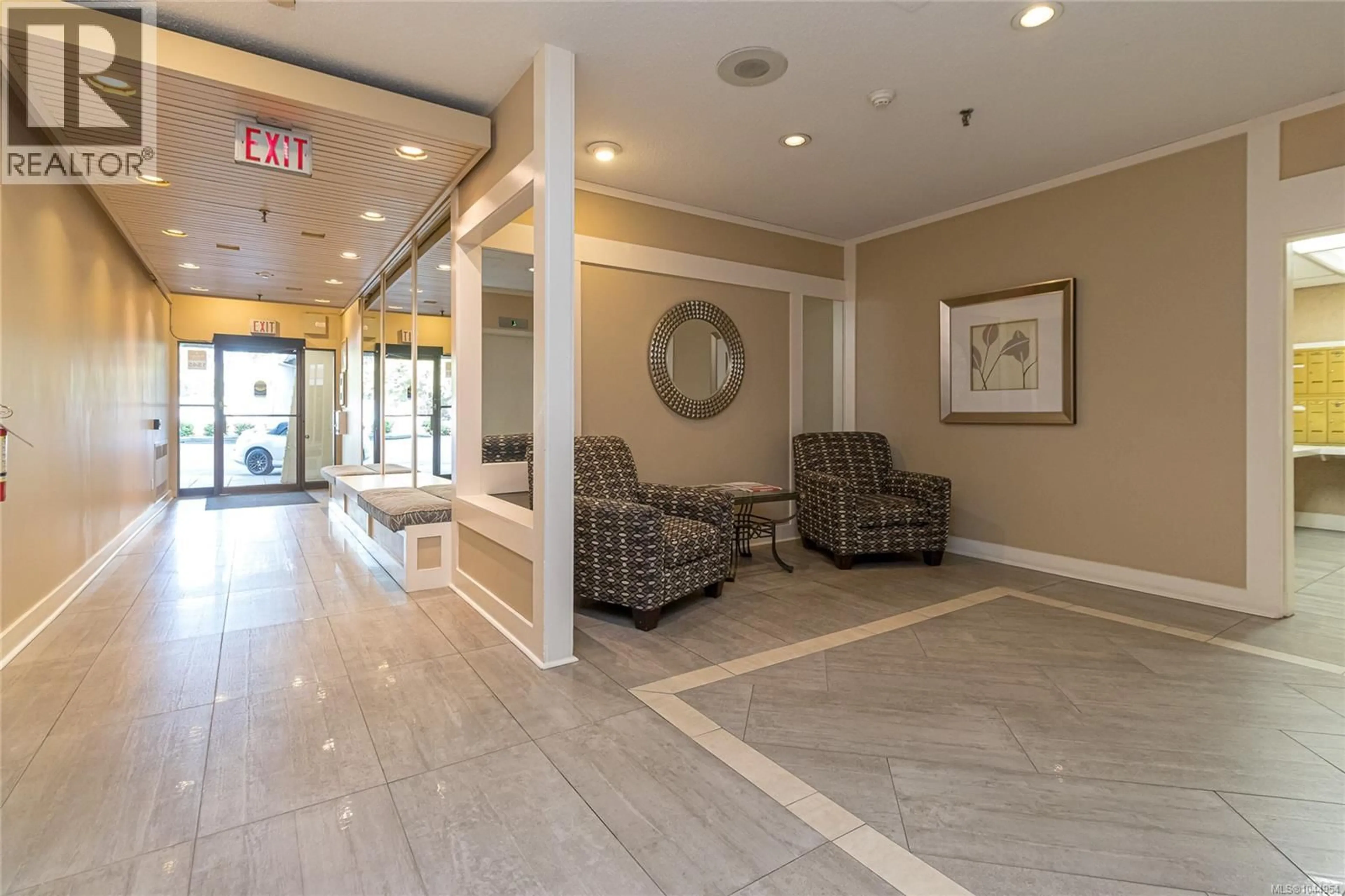 Lobby for 312 - 1545 PANDORA AVENUE, Victoria British Columbia V8R6R1