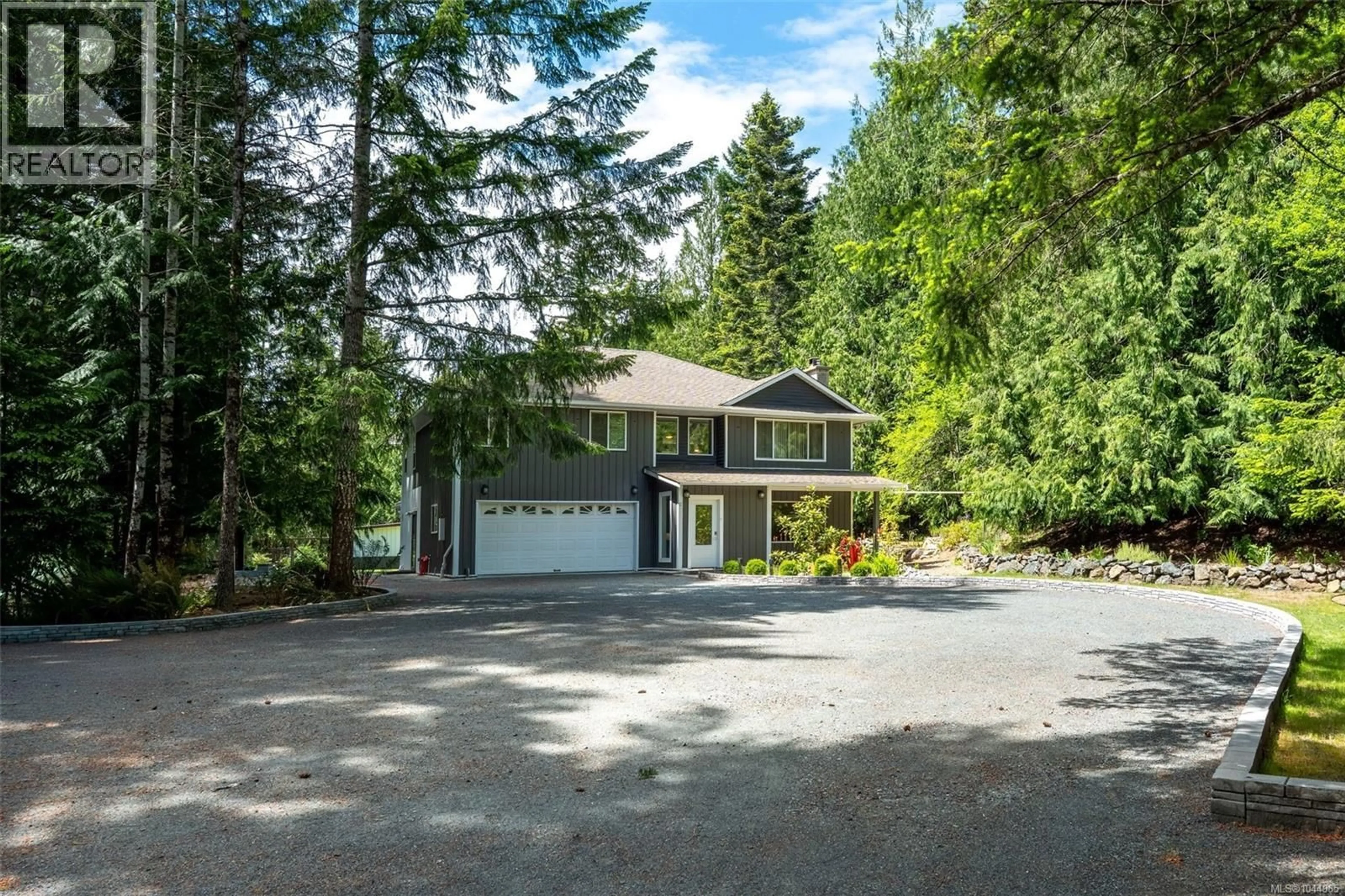 A pic from outside/outdoor area/front of a property/back of a property/a pic from drone, unknown for 7910 TUGWELL ROAD, Sooke British Columbia V9Z0J8