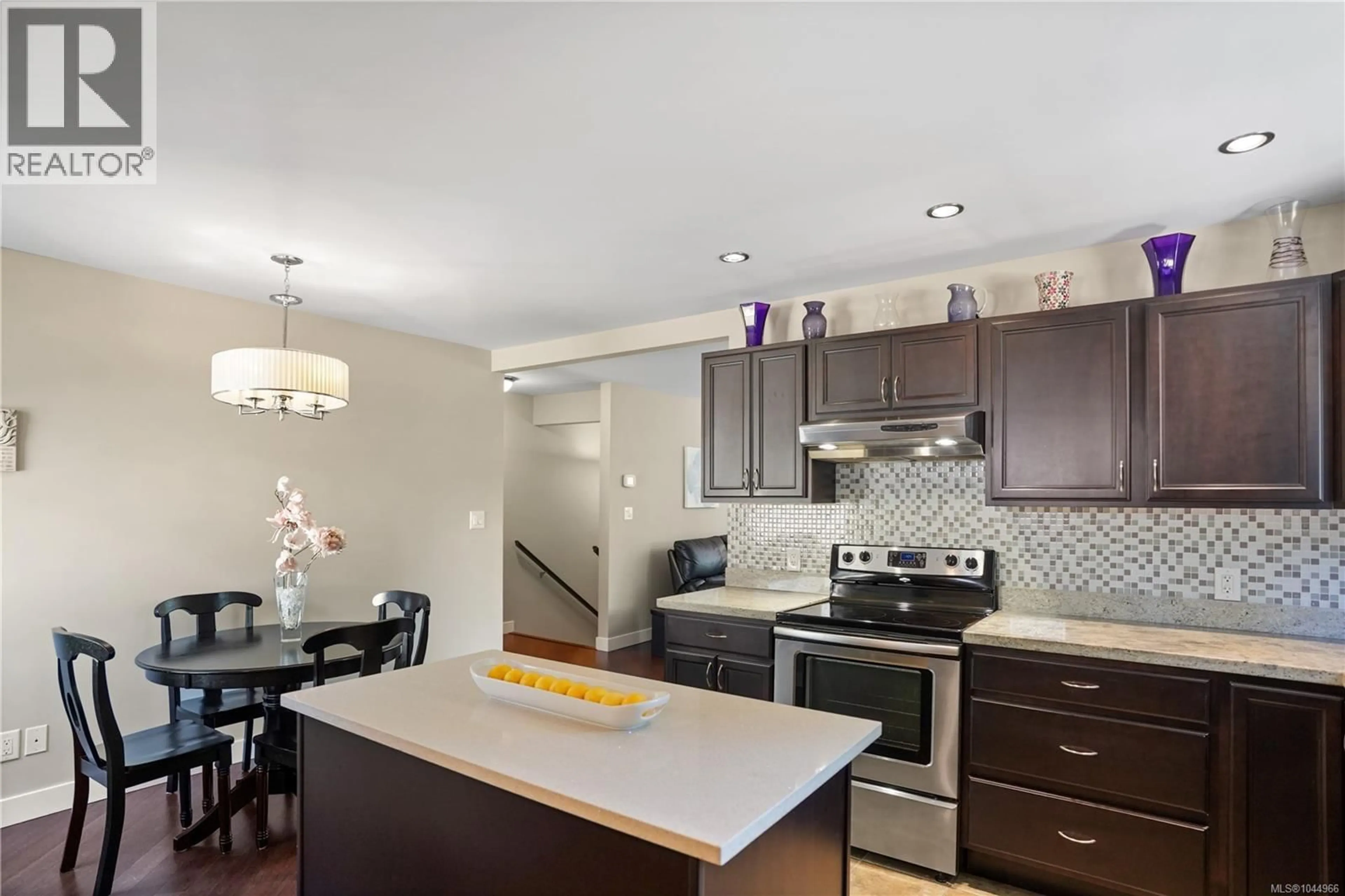 Open concept kitchen, ceramic/tile floor for 1084 TATLOW ROAD, North Saanich British Columbia V8L5P3