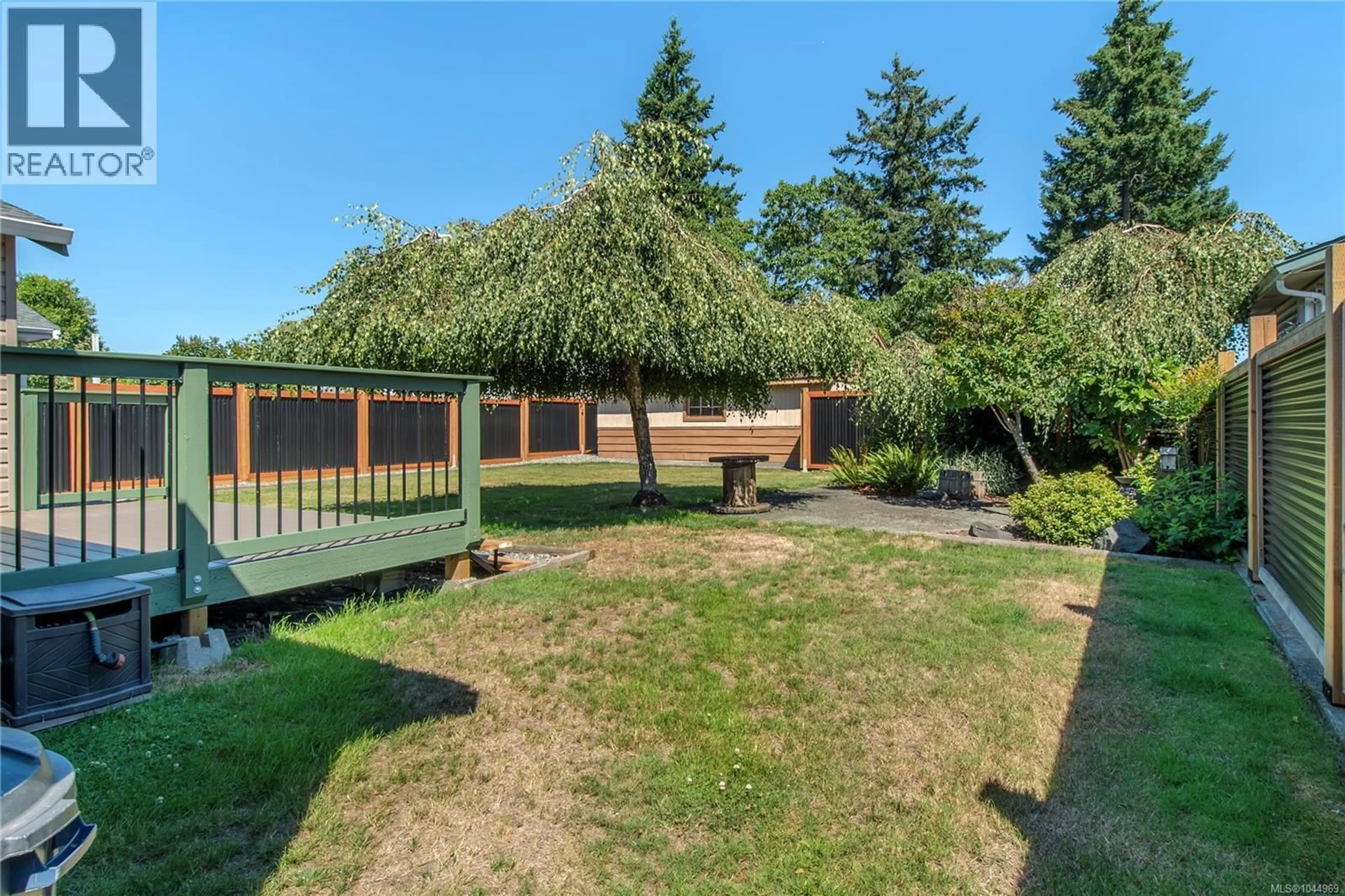 Patio, unknown for 541 COLWYN STREET, Campbell River British Columbia V9W2W8