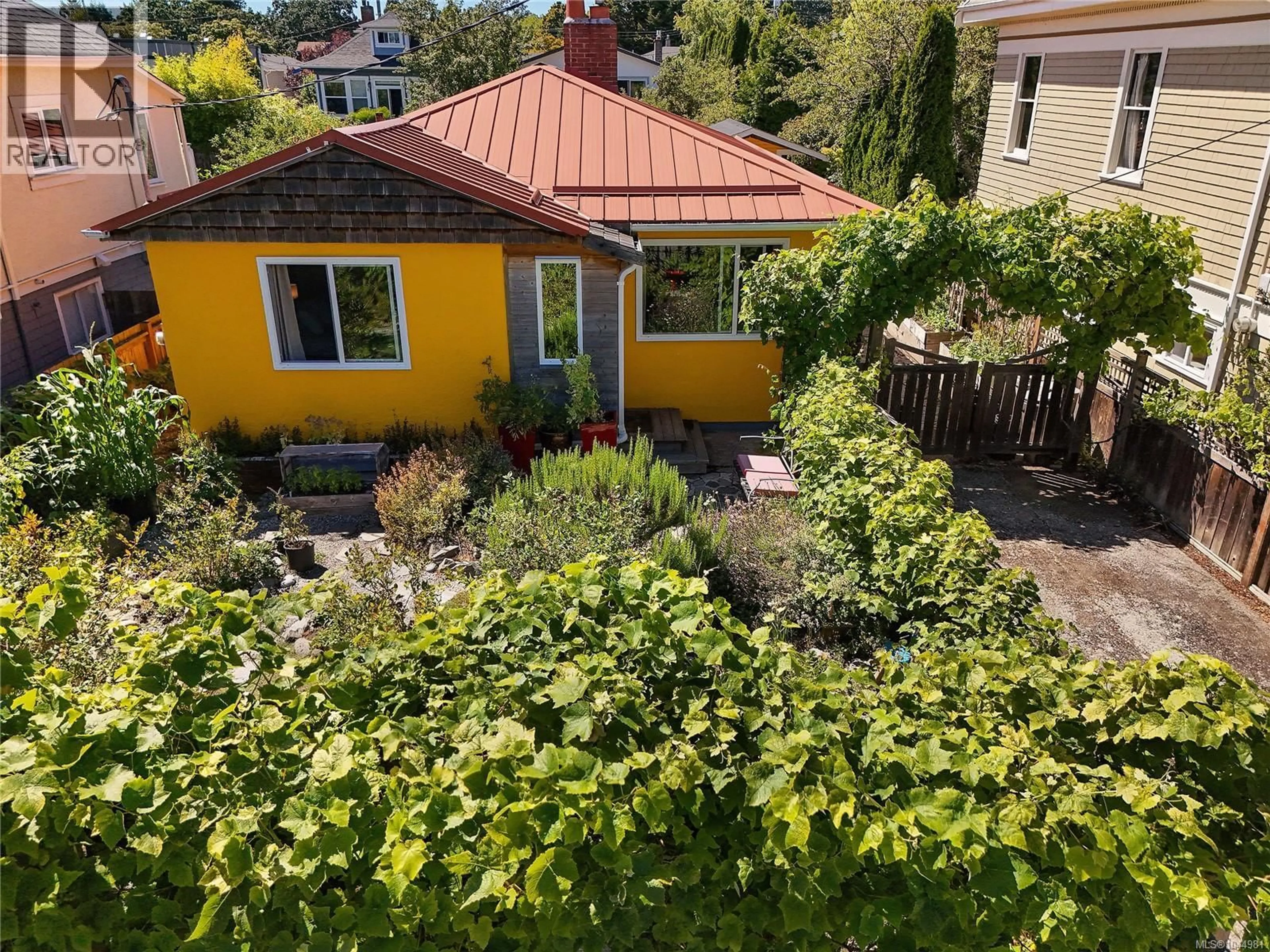 A pic from outside/outdoor area/front of a property/back of a property/a pic from drone, street for 2420 DRYFE STREET, Oak Bay British Columbia V8R5T2