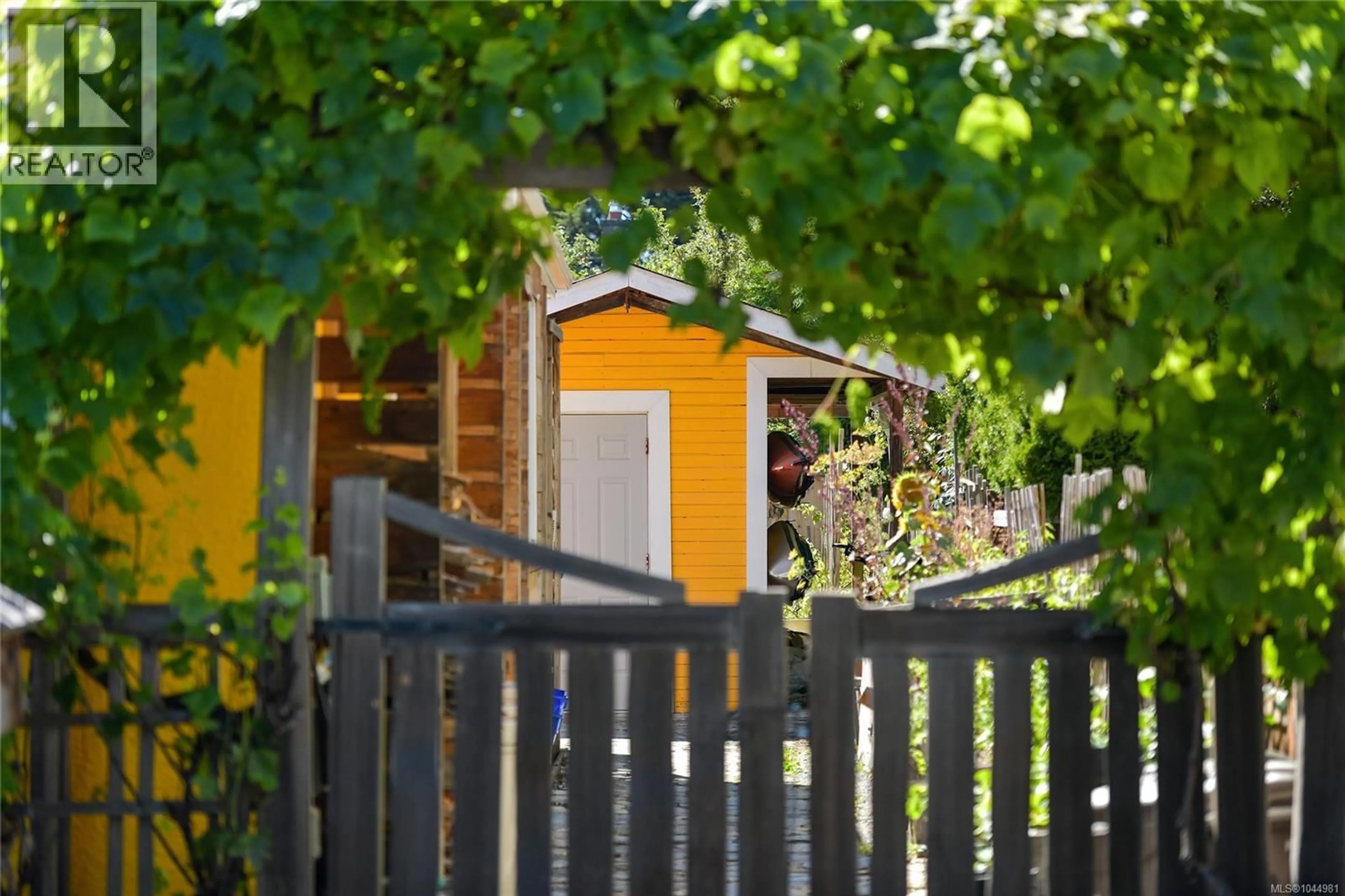 Shed for 2420 DRYFE STREET, Oak Bay British Columbia V8R5T2