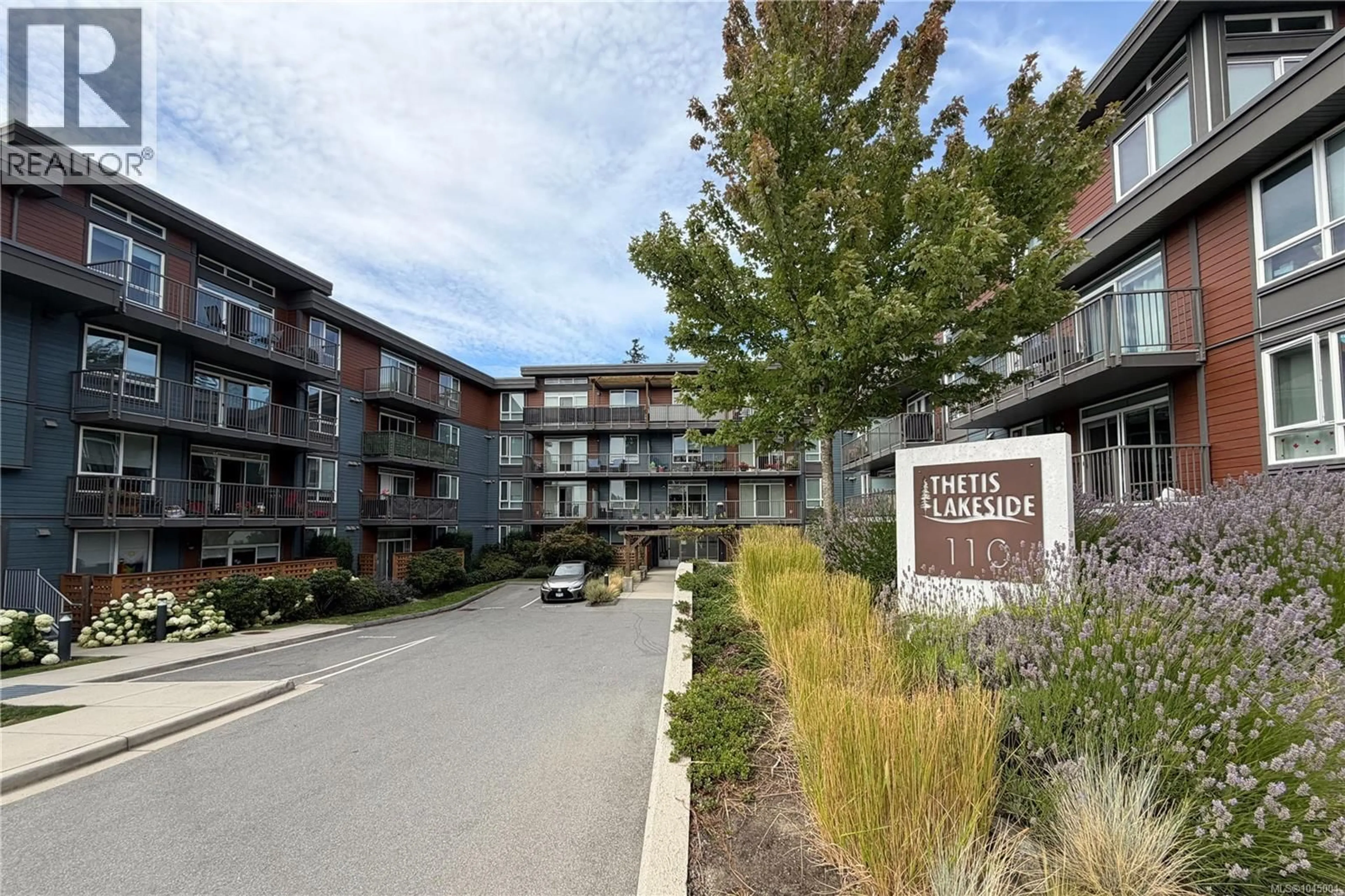 Patio, street for 411 - 110 PRESLEY PLACE, View Royal British Columbia V9B0H5