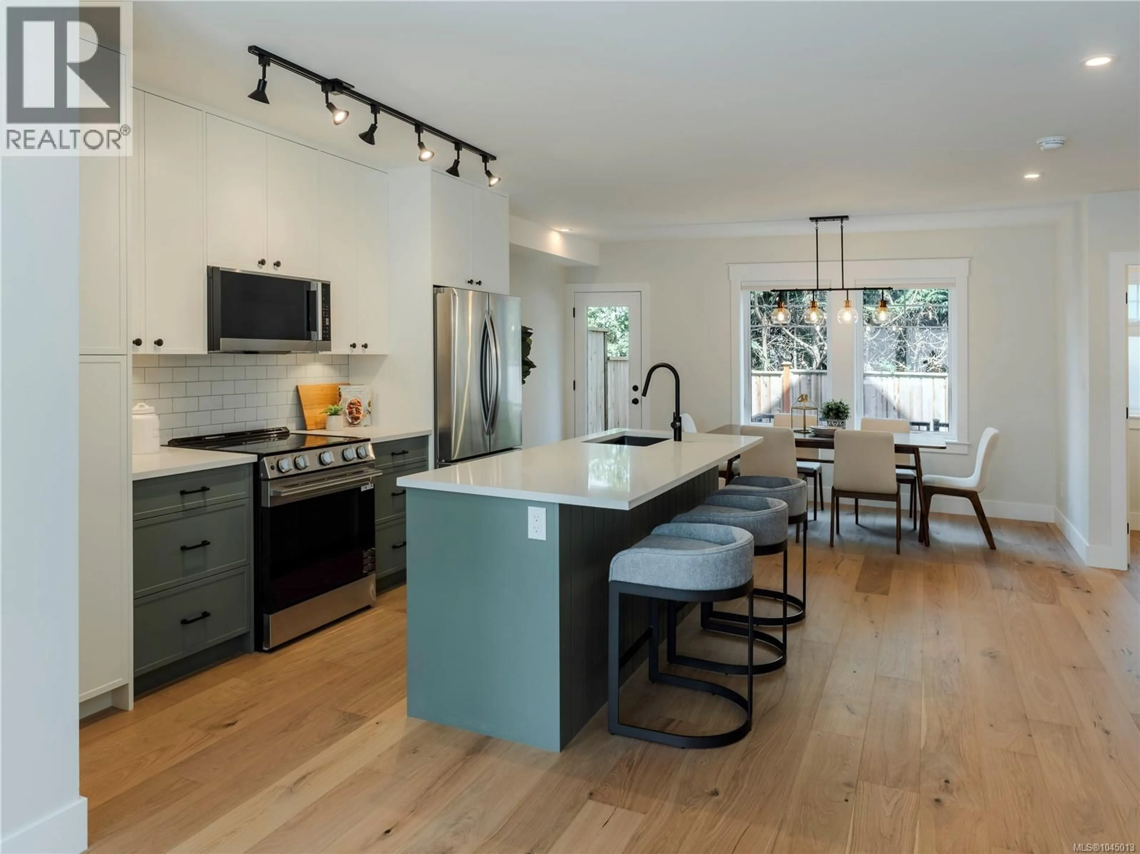 Open concept kitchen, unknown for 3 - 1830 ALLENBY STREET, Saanich British Columbia V8R3B7