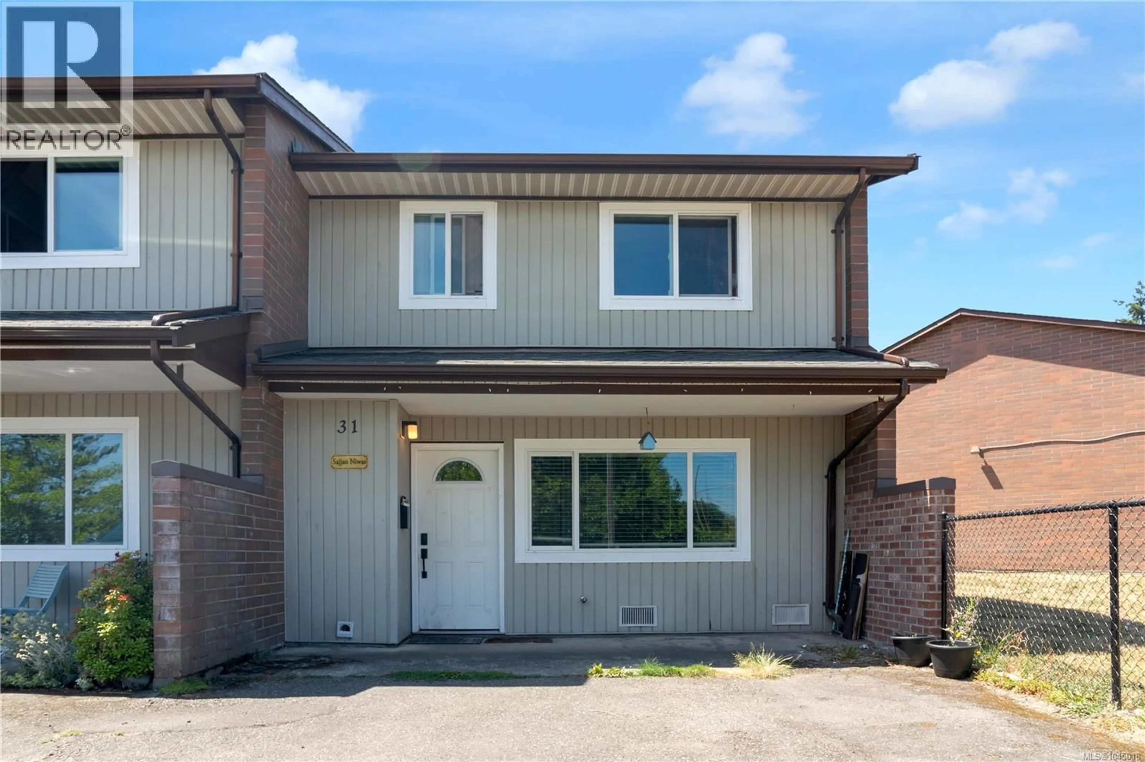 Home with brick exterior material, street for 31 - 285 HAREWOOD ROAD, Nanaimo British Columbia V9R2Z1
