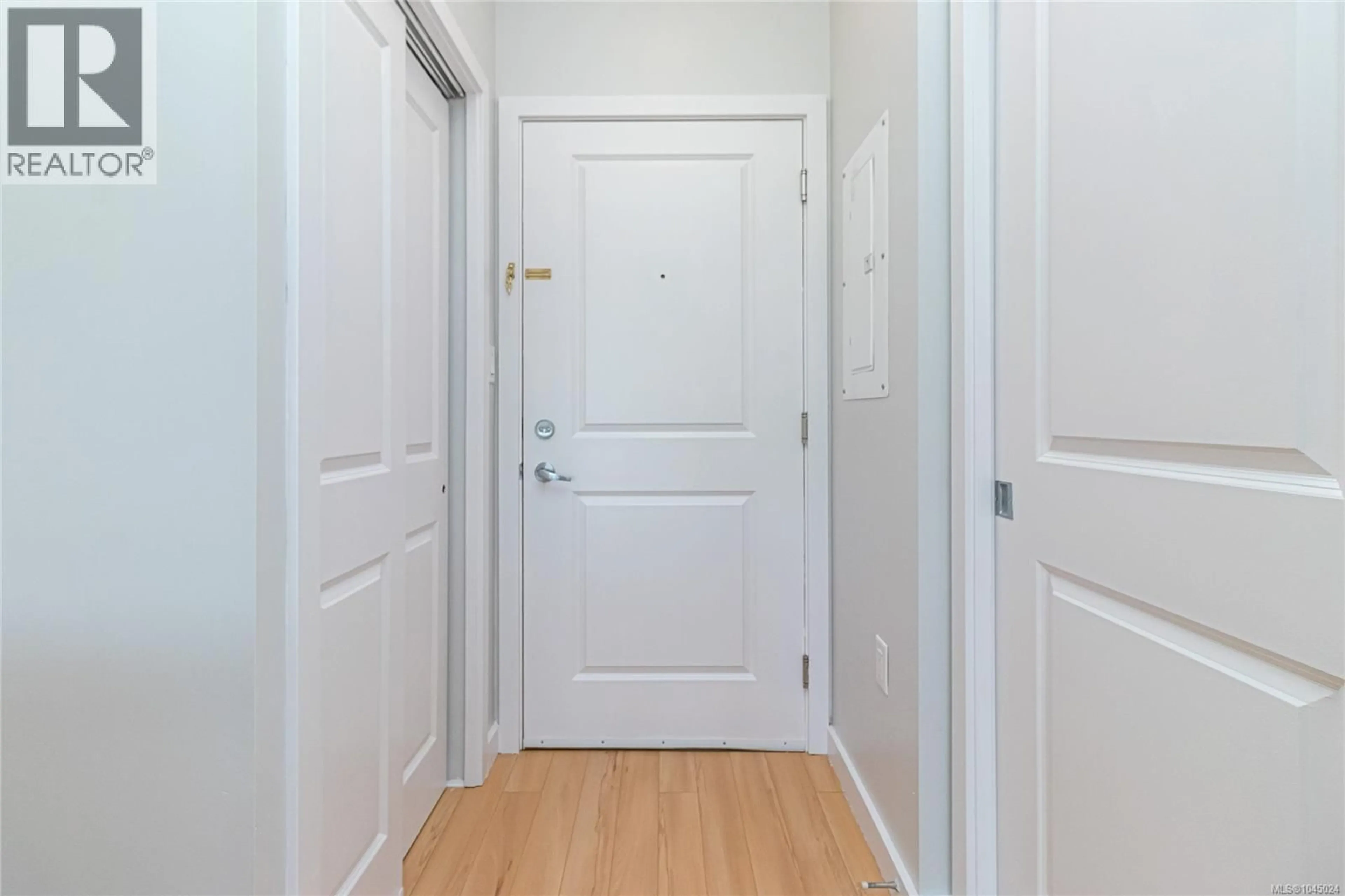 Indoor entryway for 408 - 3240 JACKLIN ROAD, Langford British Columbia V9C3T6