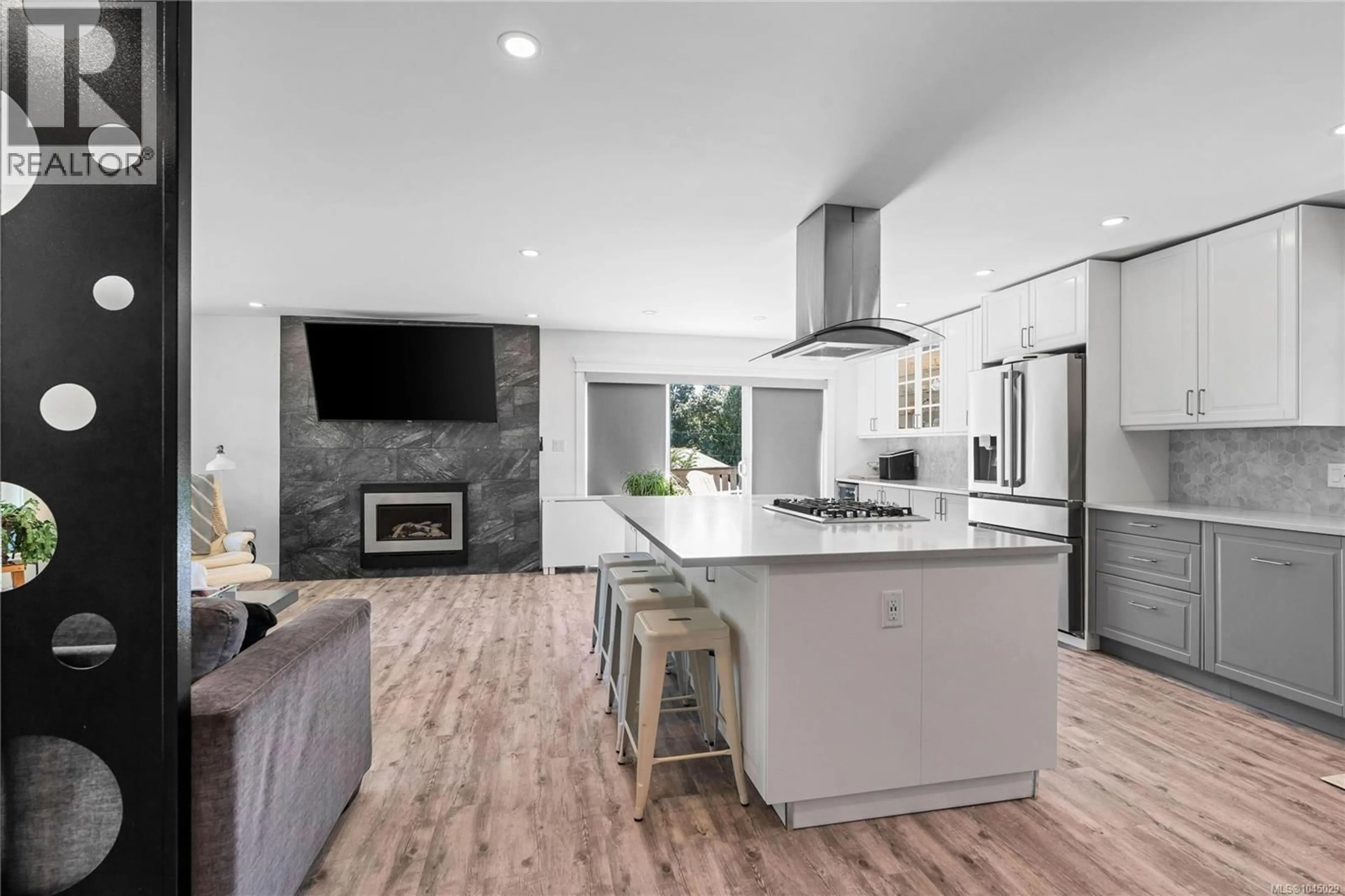 Open concept kitchen, ceramic/tile floor for 619 SANDRA PLACE, Langford British Columbia V9B4Y2