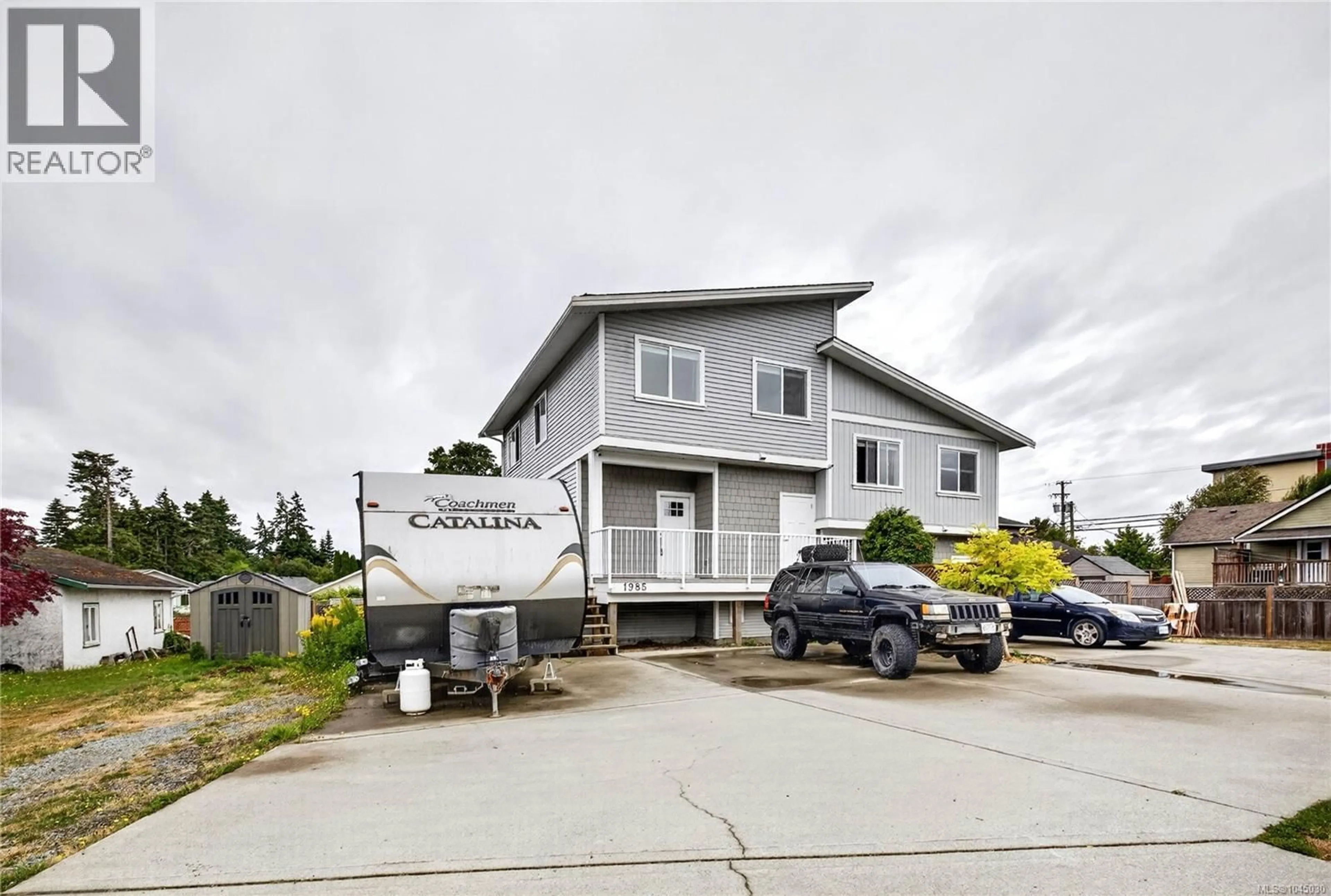 A pic from outside/outdoor area/front of a property/back of a property/a pic from drone, building for 1985 ATHERLY CLOSE, Sooke British Columbia V9Z0P7