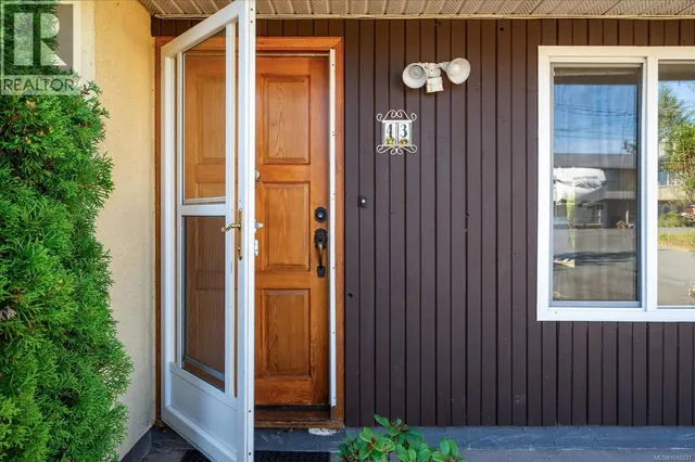 43 GERALD PLACE, Parksville 2
