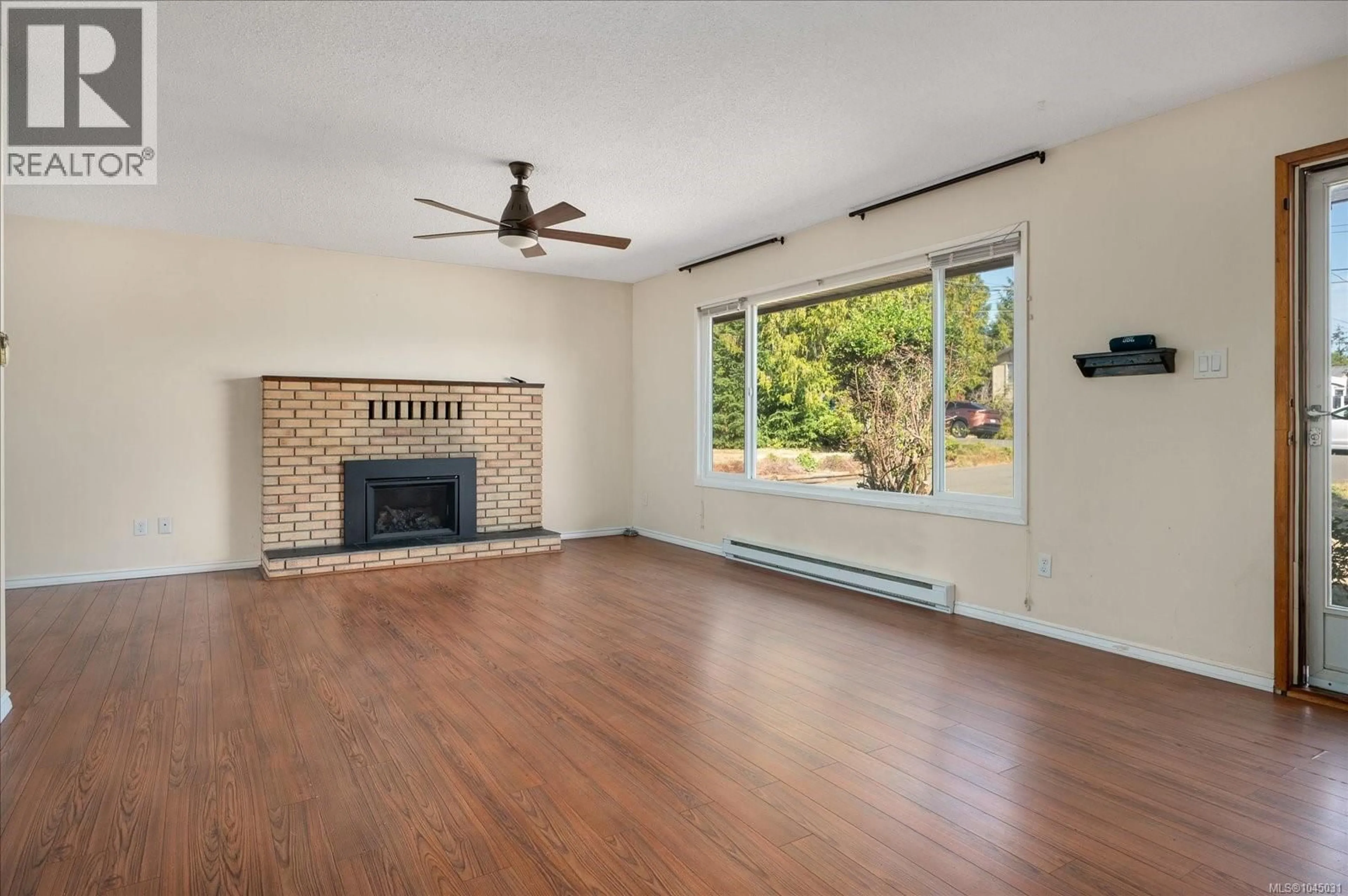 A pic of a room for 43 GERALD PLACE, Parksville British Columbia V9P1G6