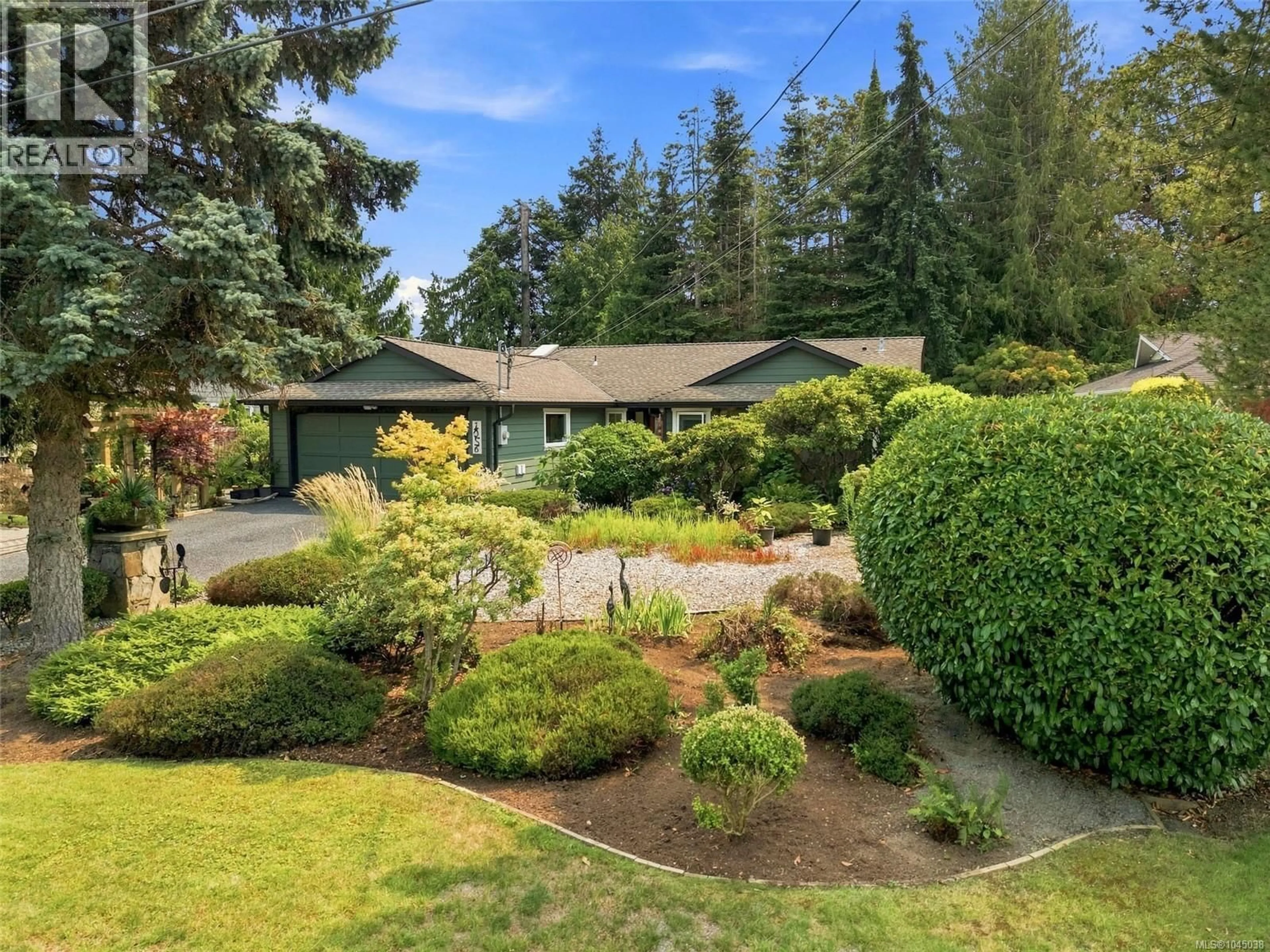 A pic from outside/outdoor area/front of a property/back of a property/a pic from drone, unknown for 1056 MALLARD PLACE, Qualicum Beach British Columbia V9K1E8