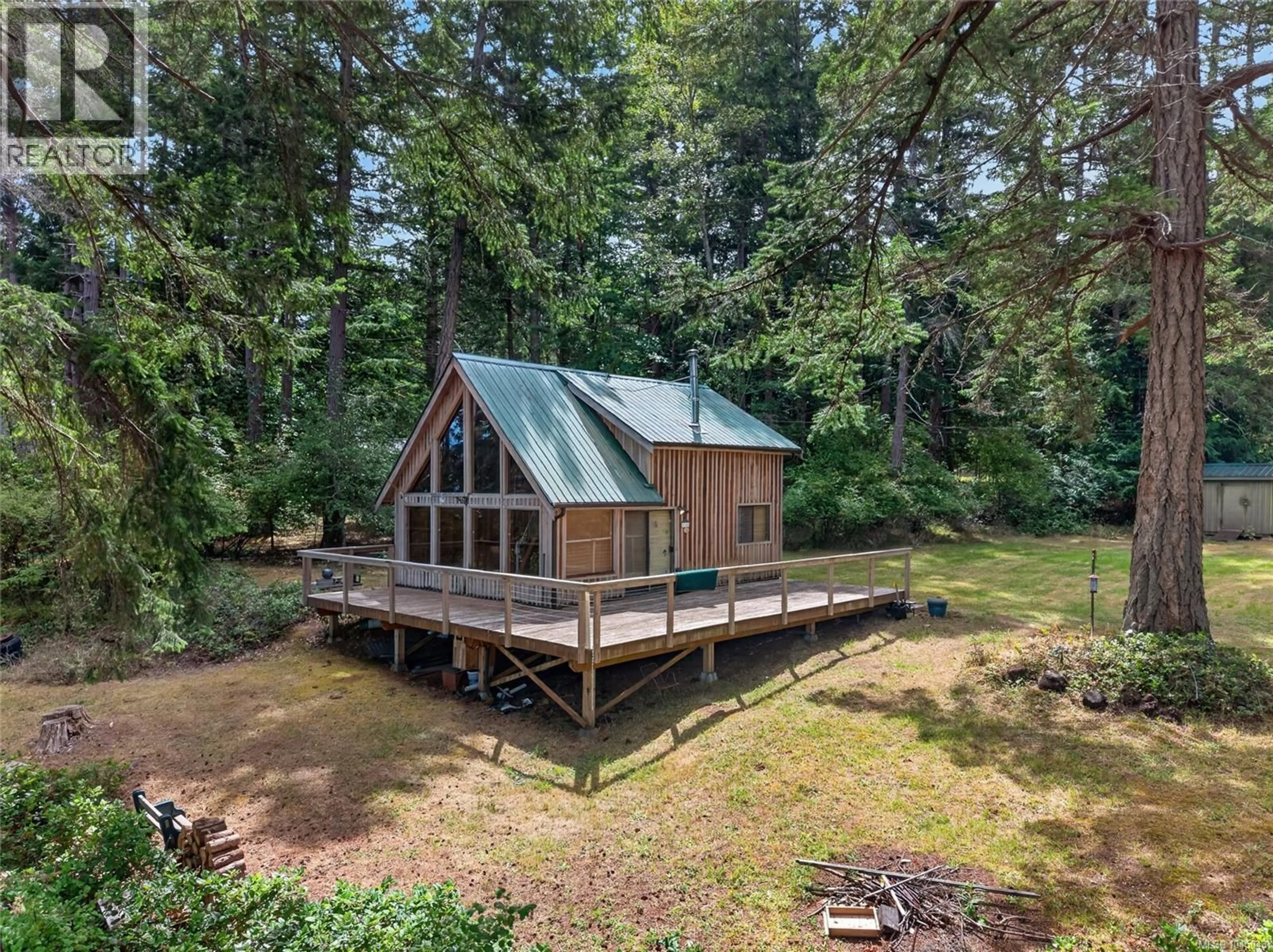 Shed for 5150 EAST ROAD, Denman Island British Columbia V0R1T0