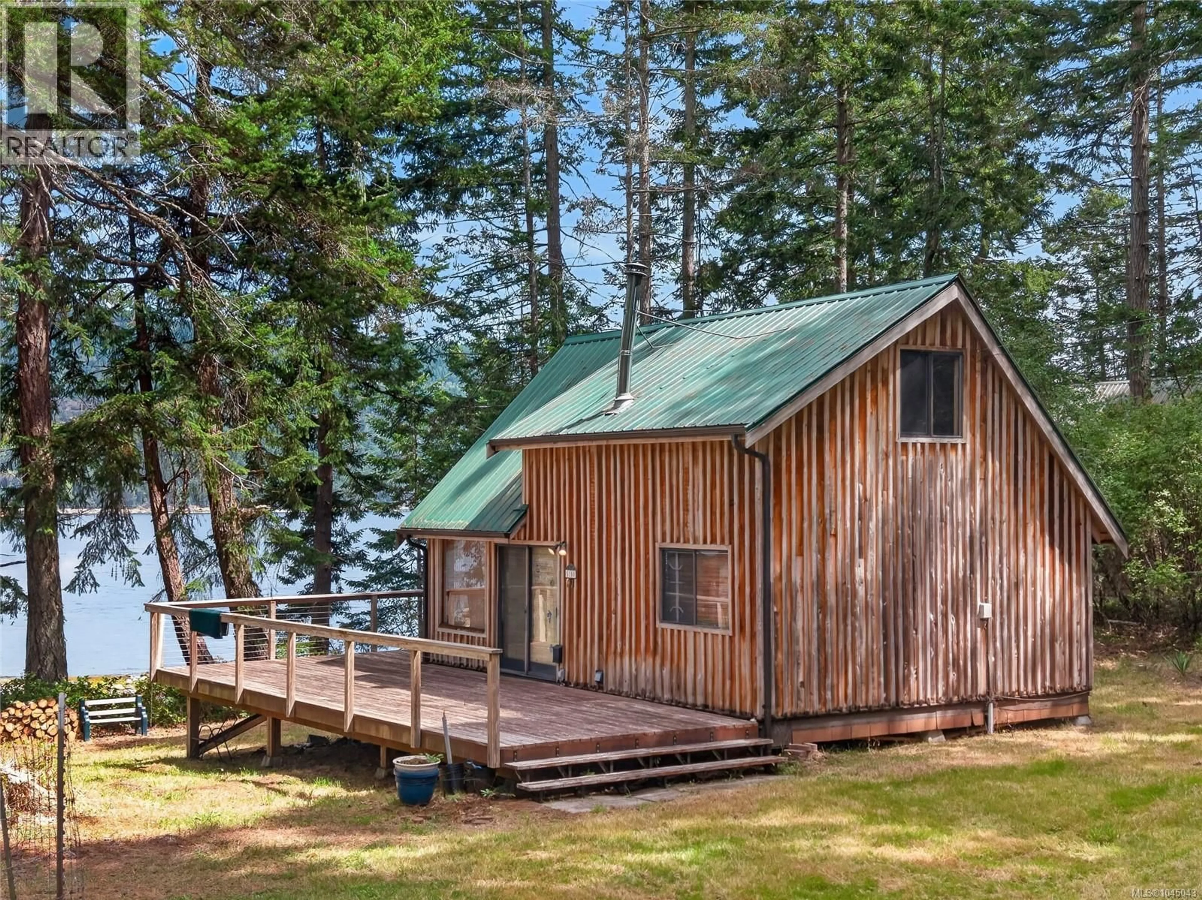 Shed for 5150 EAST ROAD, Denman Island British Columbia V0R1T0