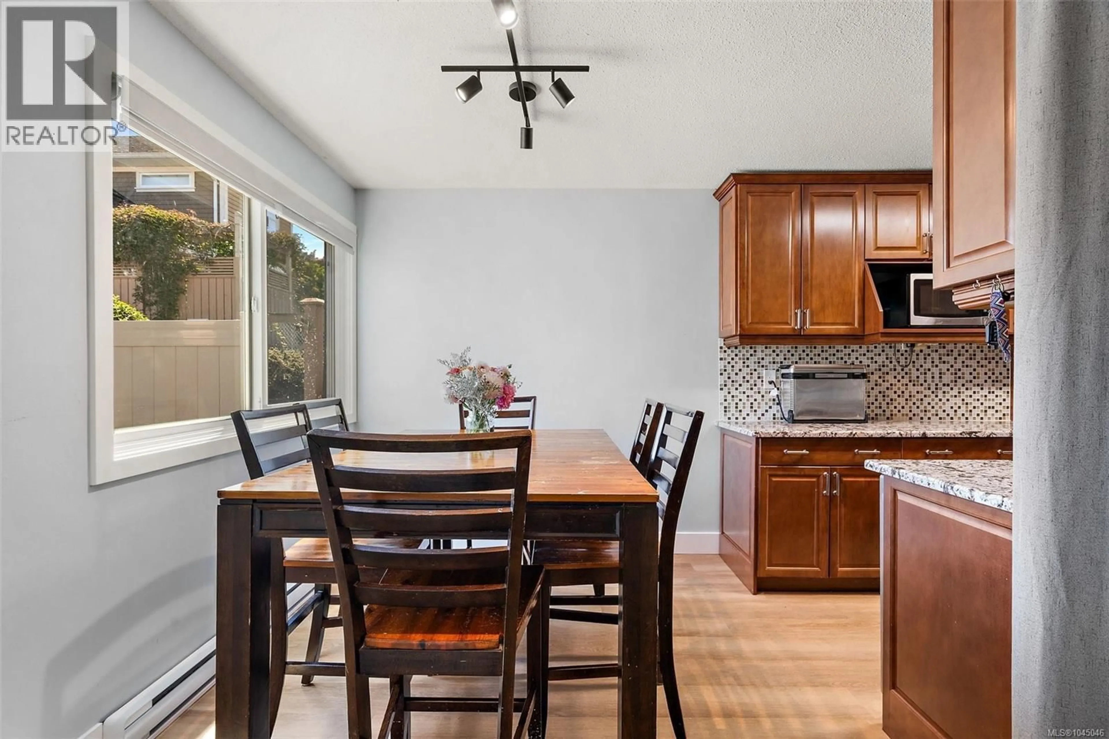 Unknown for 7 - 10046 FIFTH STREET, Sidney British Columbia V8L2X9