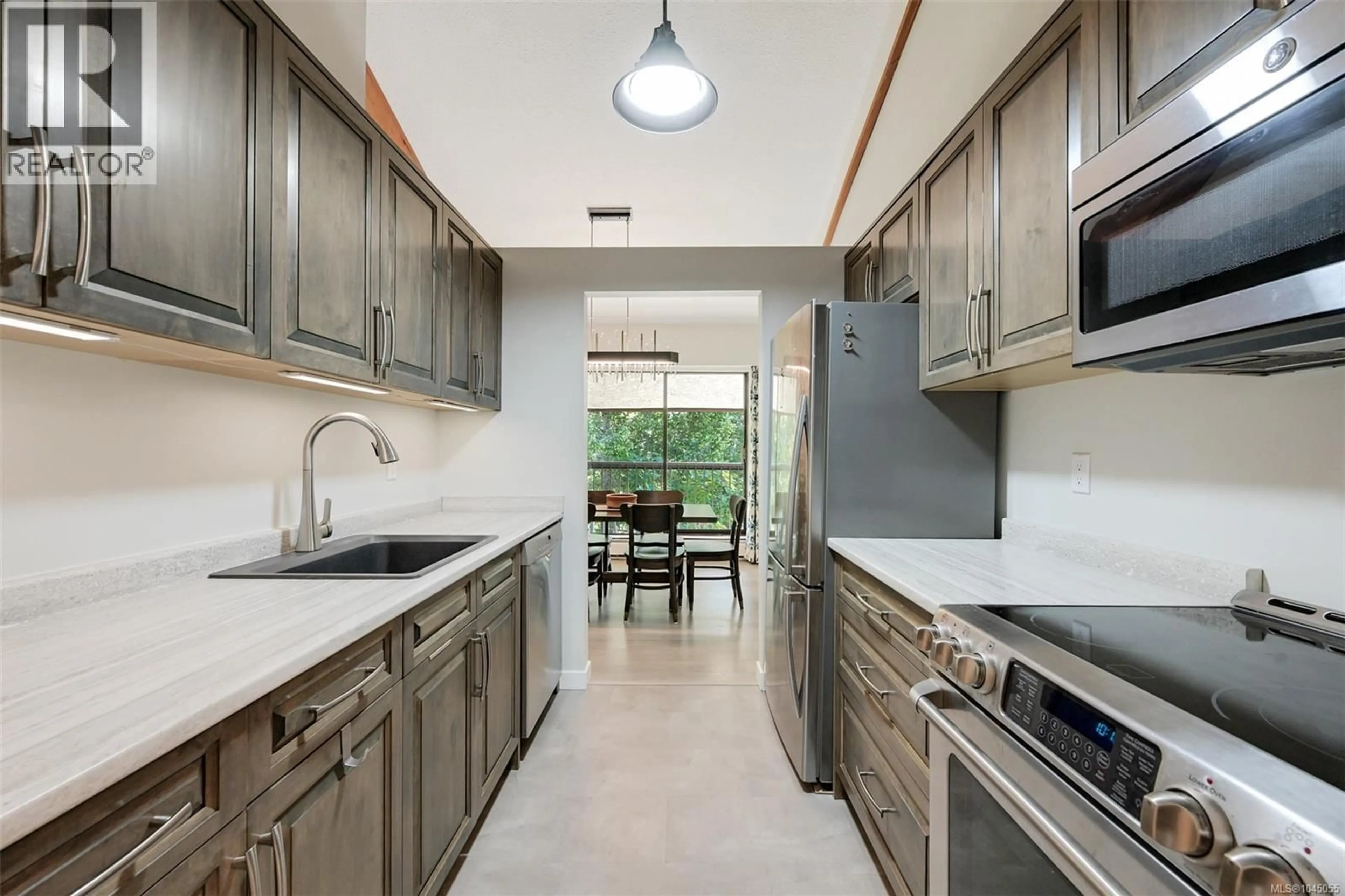 Unknown for 409 - 1009 MCKENZIE AVENUE, Saanich British Columbia V8X4B1