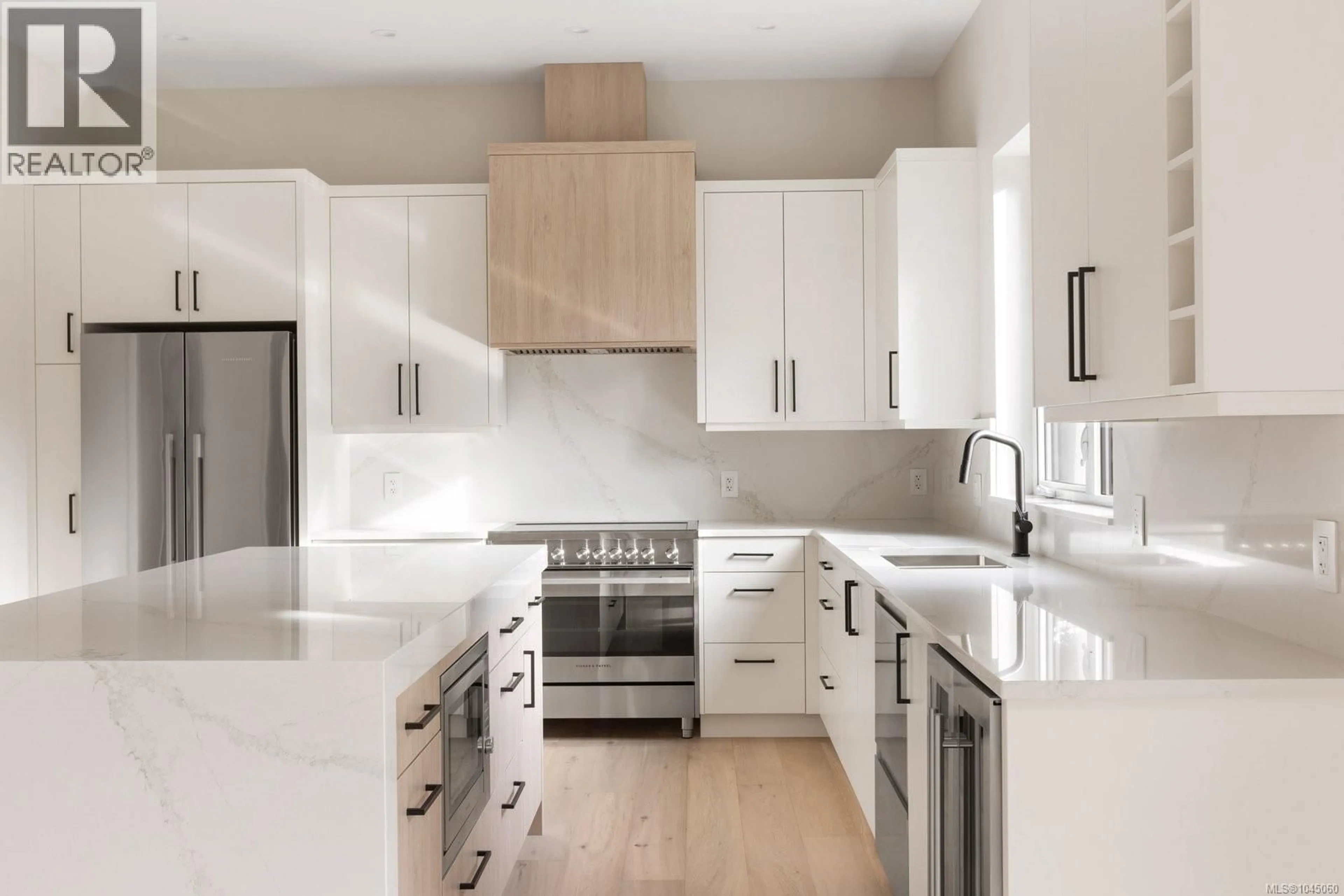 Contemporary kitchen, unknown for 2295 ADELA PLACE, Sidney British Columbia V8L1R2