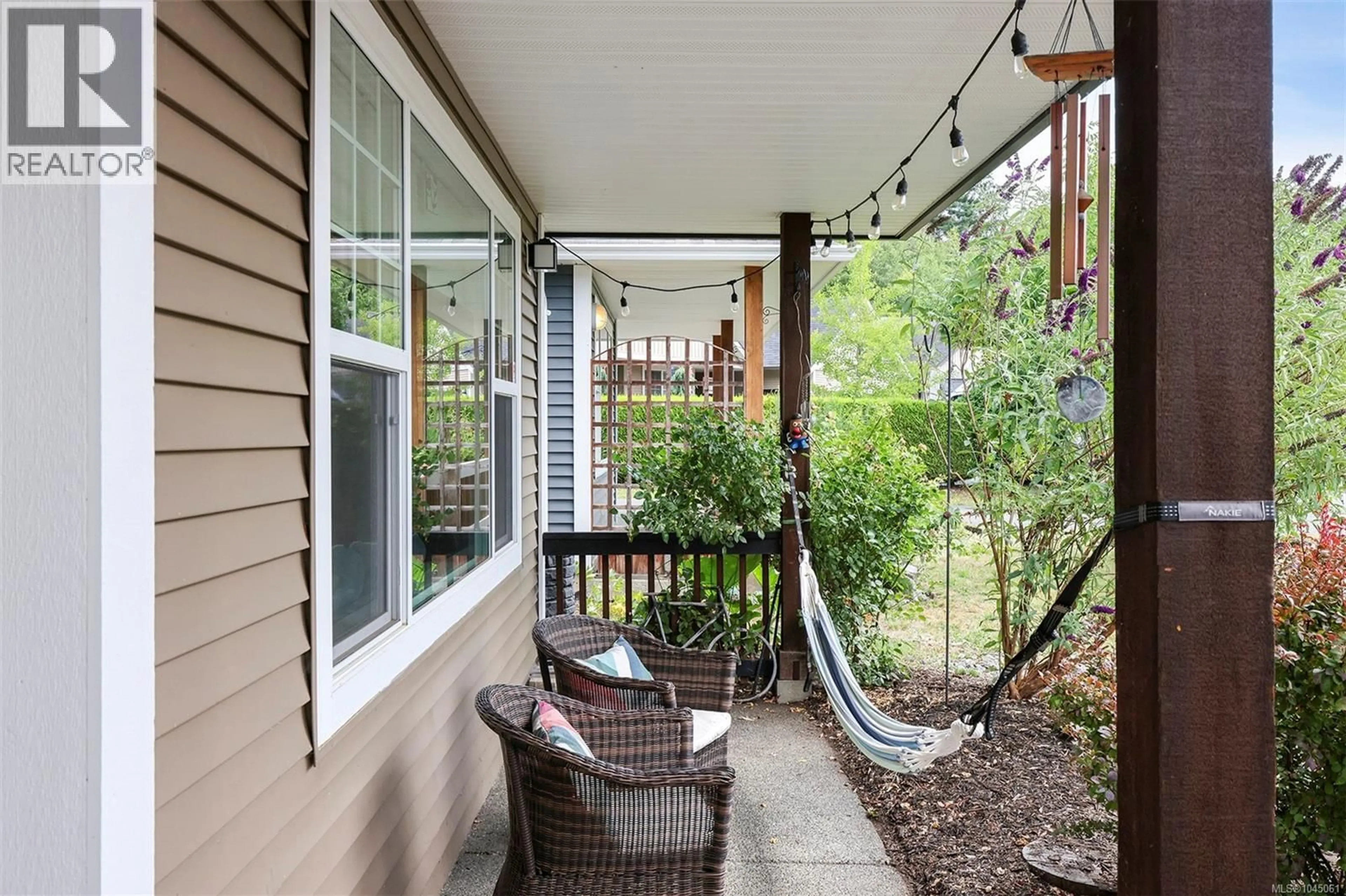 Patio, street for 3354 CONISTON CRESCENT, Cumberland British Columbia V0R1S0