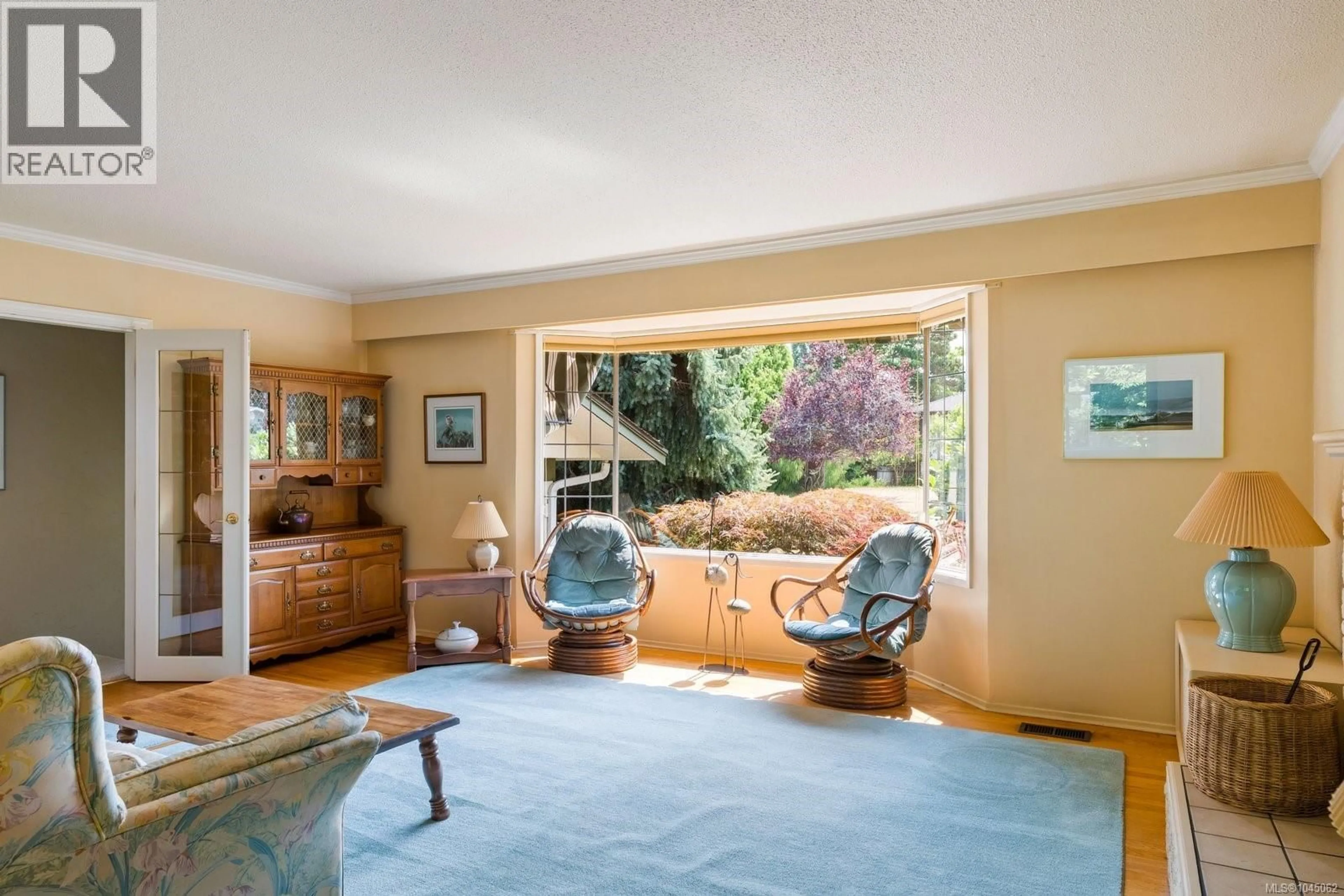 Unknown for 2045 SAN RAFAEL CRESCENT, Saanich British Columbia V8N2H7