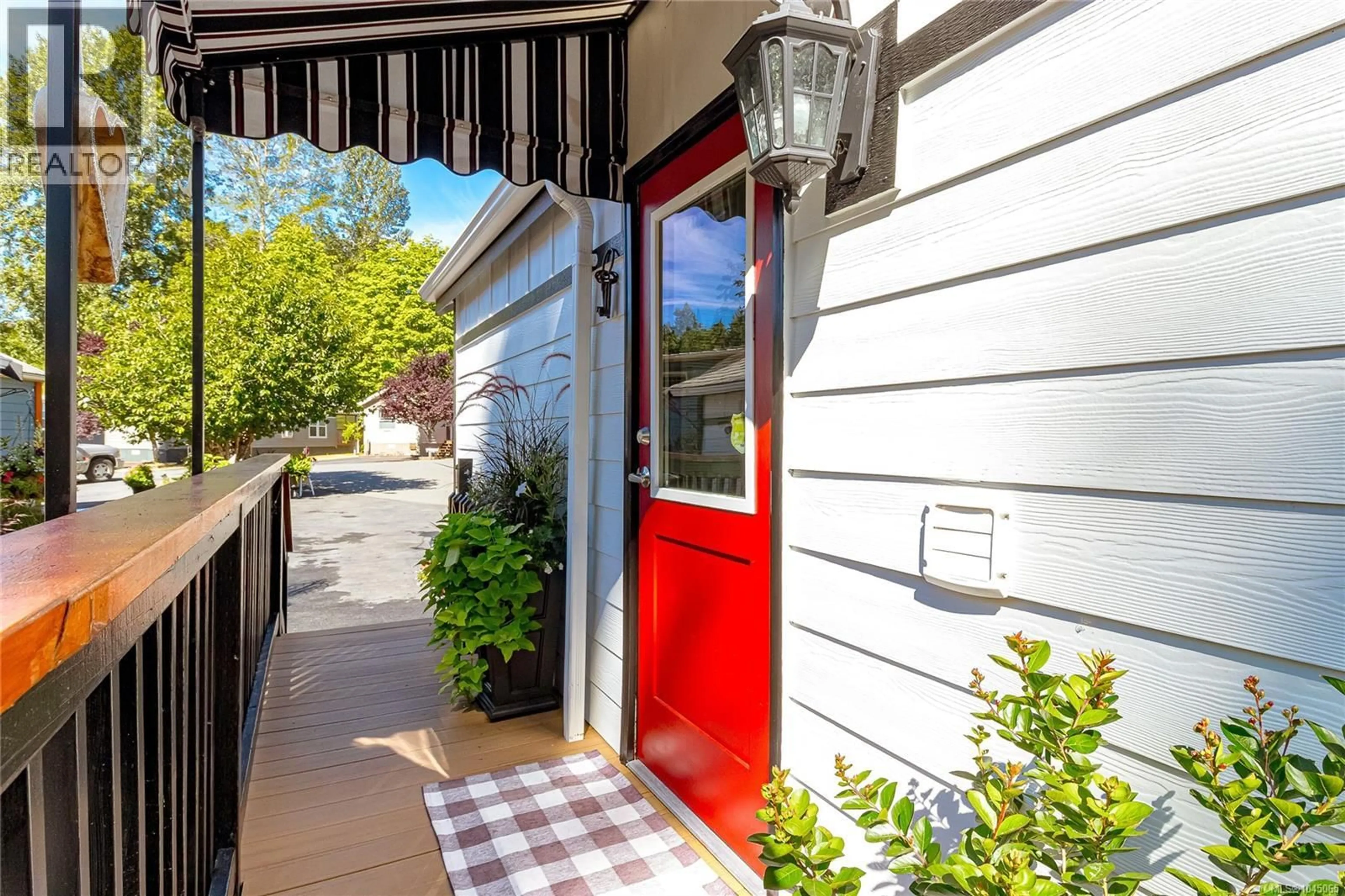 Indoor entryway for 103 - 3042 RIVER ROAD, Chemainus British Columbia V0R1K3