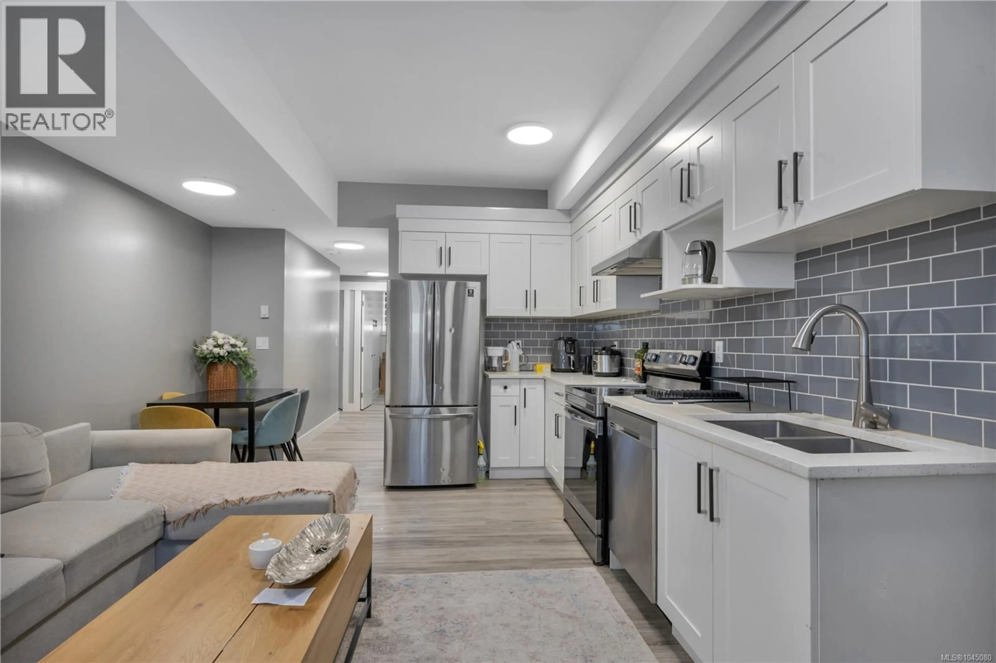 Open concept kitchen, ceramic/tile floor for 267 GOLDEN OAKS CRESCENT, Nanaimo British Columbia V9T0K8