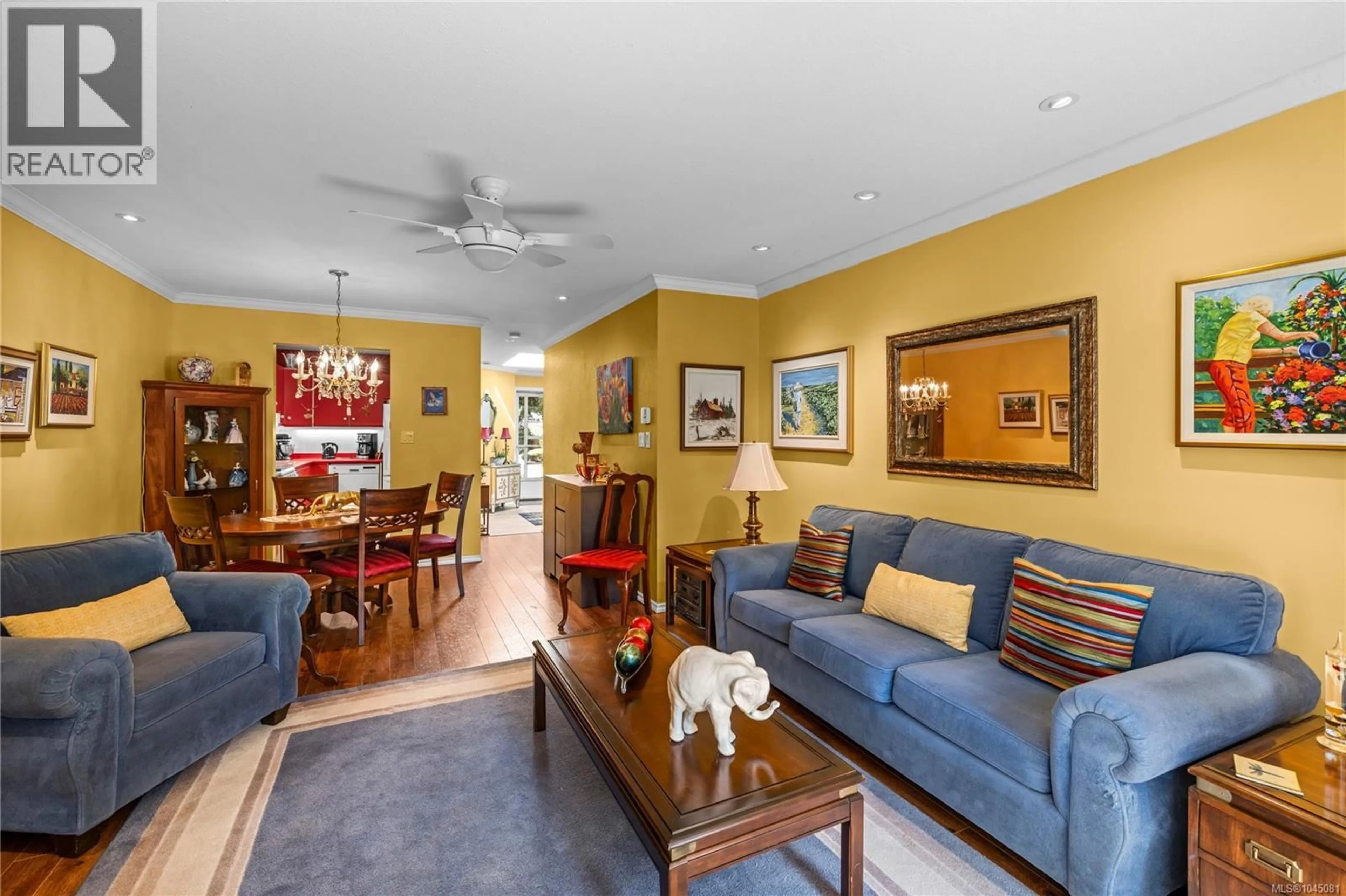 Living room with furniture, unknown for 24 - 450 BAY AVENUE, Parksville British Columbia V9P2K2