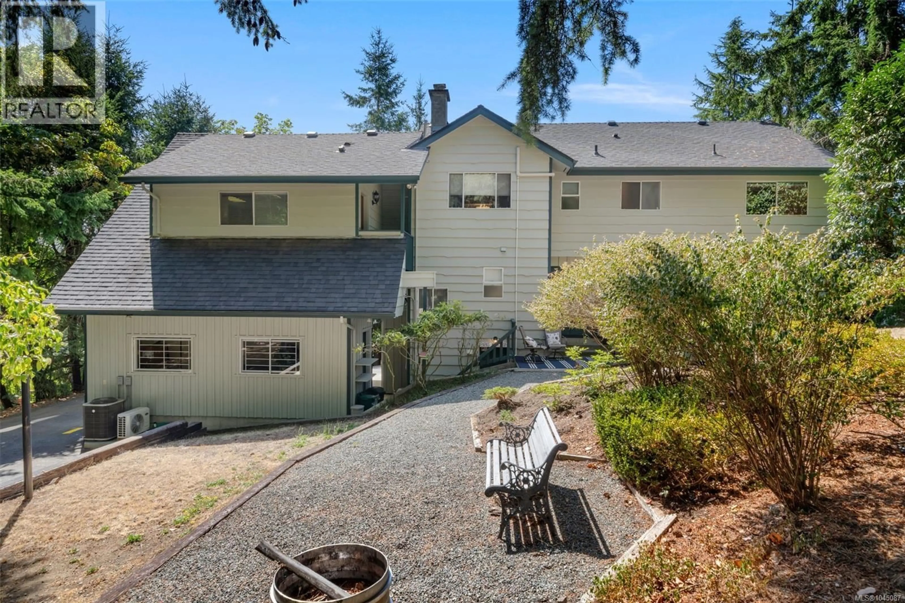 A pic from outside/outdoor area/front of a property/back of a property/a pic from drone, mountain view for 2159 WILDWOOD DRIVE, Duncan British Columbia V9L5V7