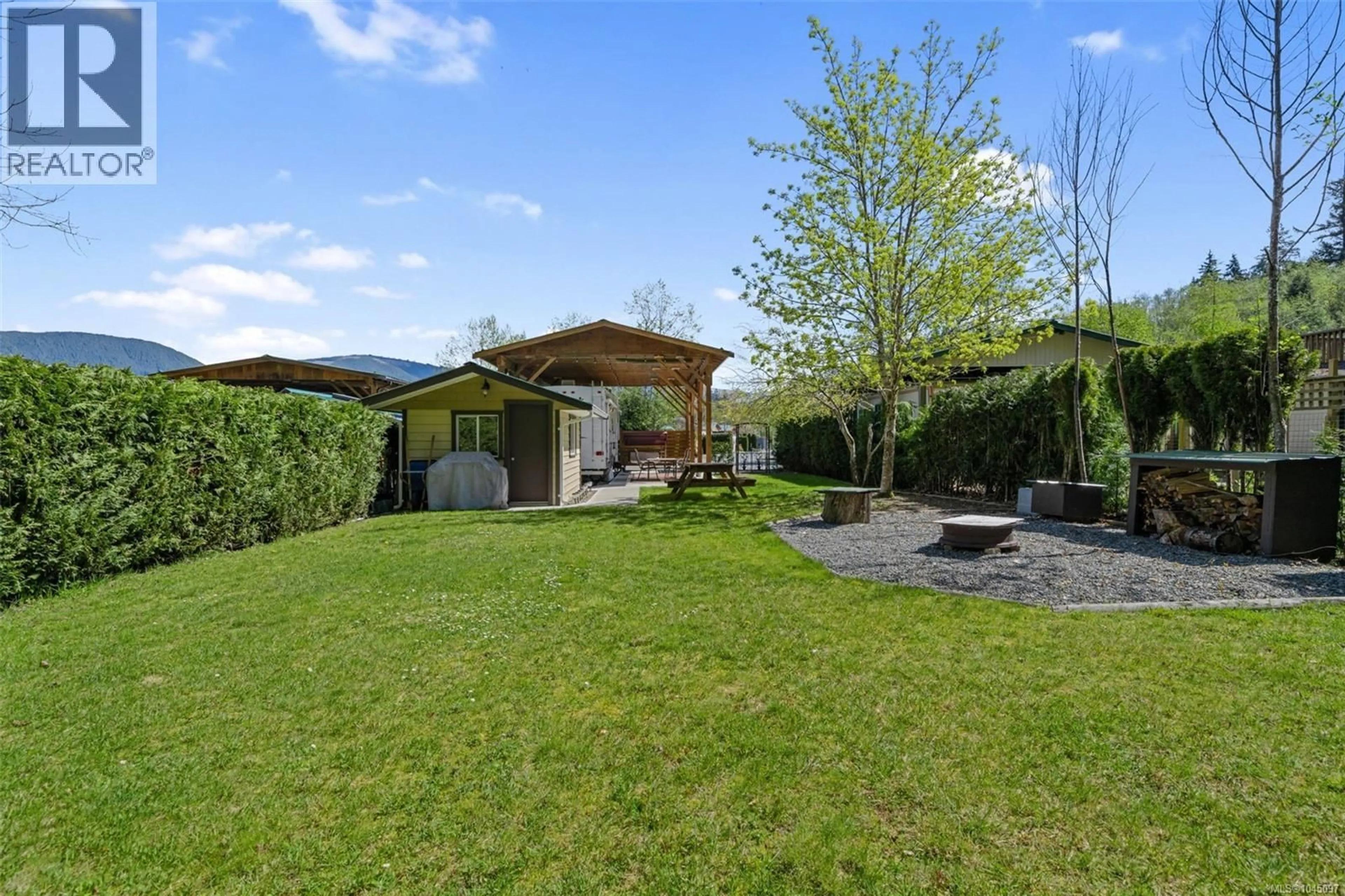 Patio, mountain view for 29 - 8631 SOUTH SHORE ROAD, Lake Cowichan British Columbia V0R2G0