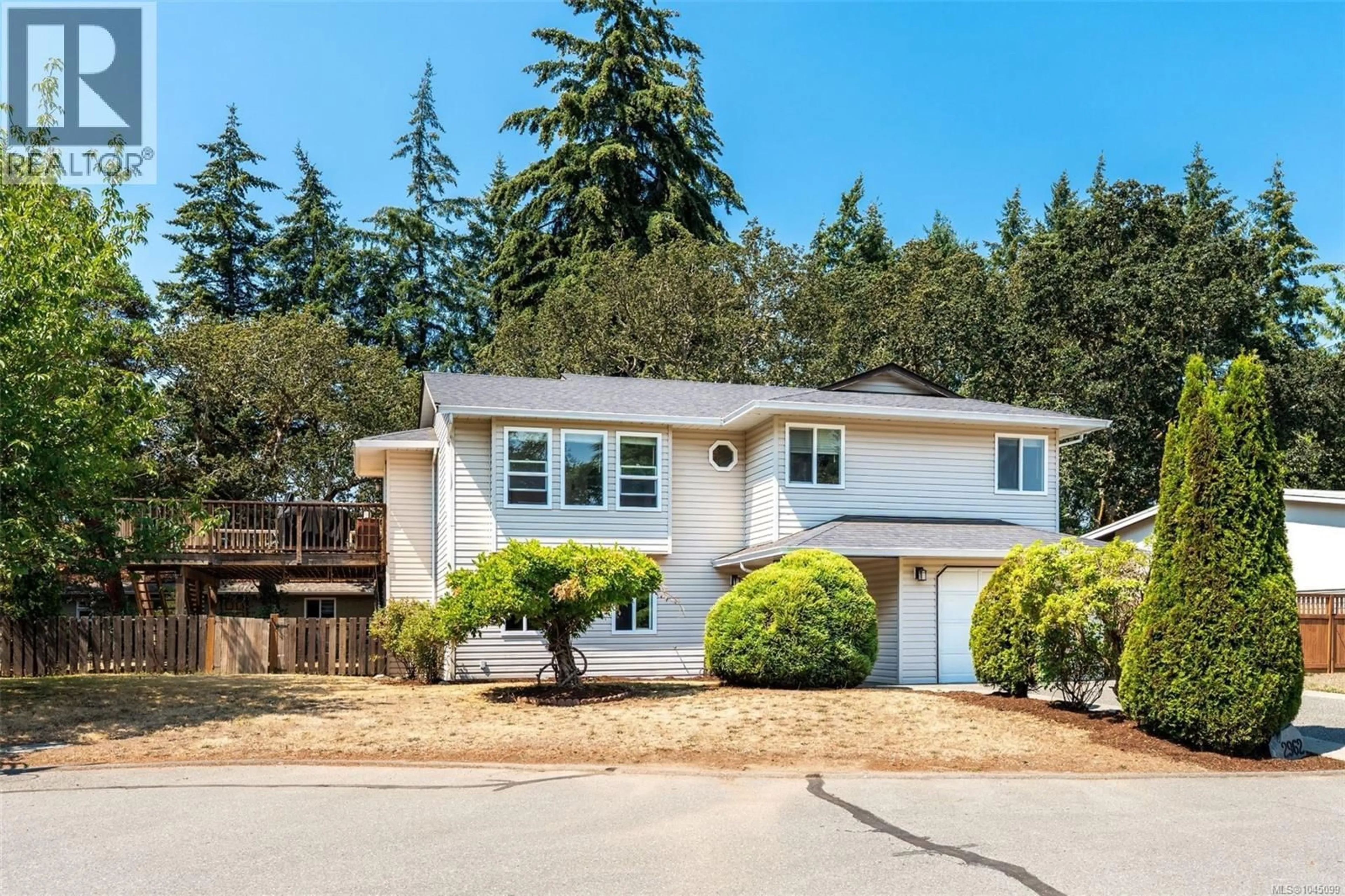 Home with vinyl exterior material, street for 2962 GLADESON LANE, Colwood British Columbia V9B5S7