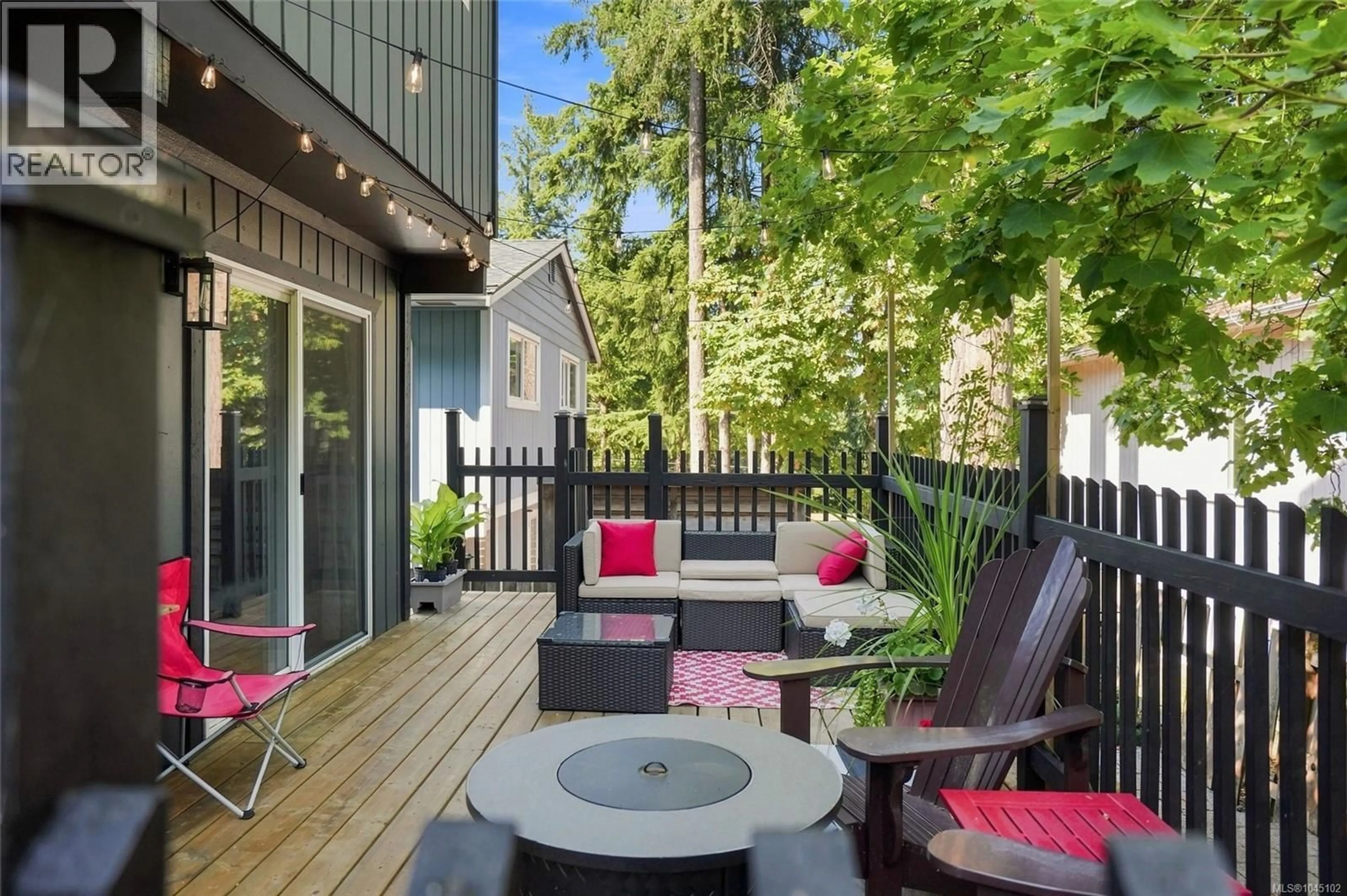 Patio, street for 37 KANAKA PLACE, Nanaimo British Columbia V9T5B7
